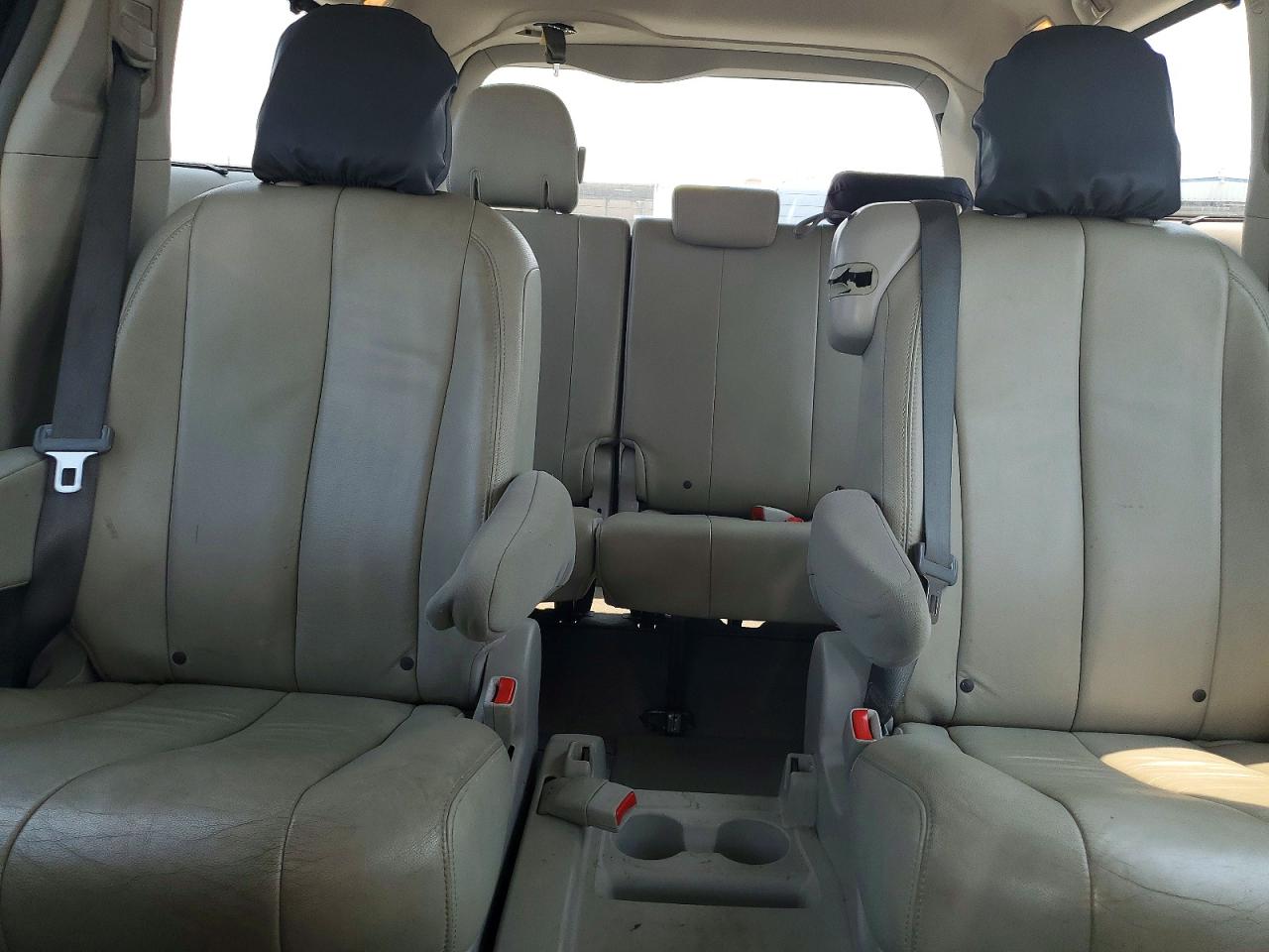2013 Toyota Sienna Xle 8-passenger Серый vin: 5TDYK3DC7DS369797