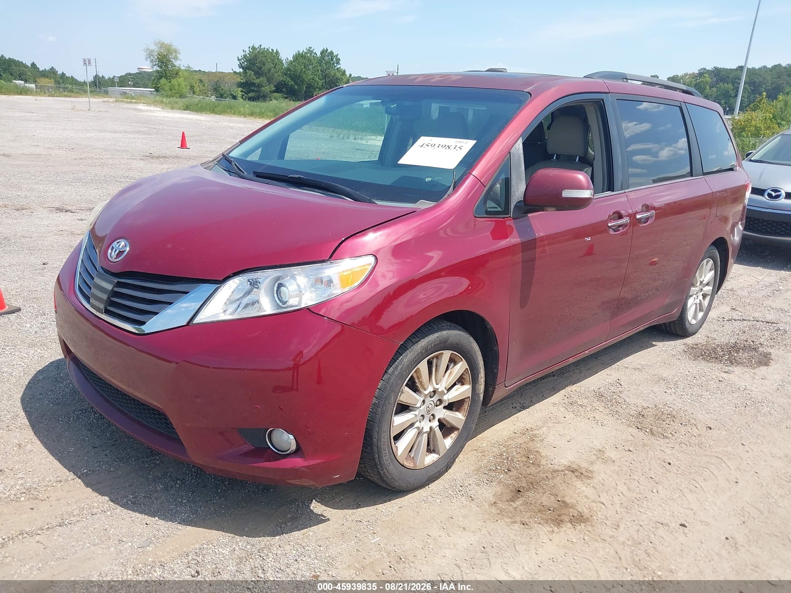 2014 Toyota Sienna Limited V6 7 Passenger Red vin: 5TDYK3DC7ES409913