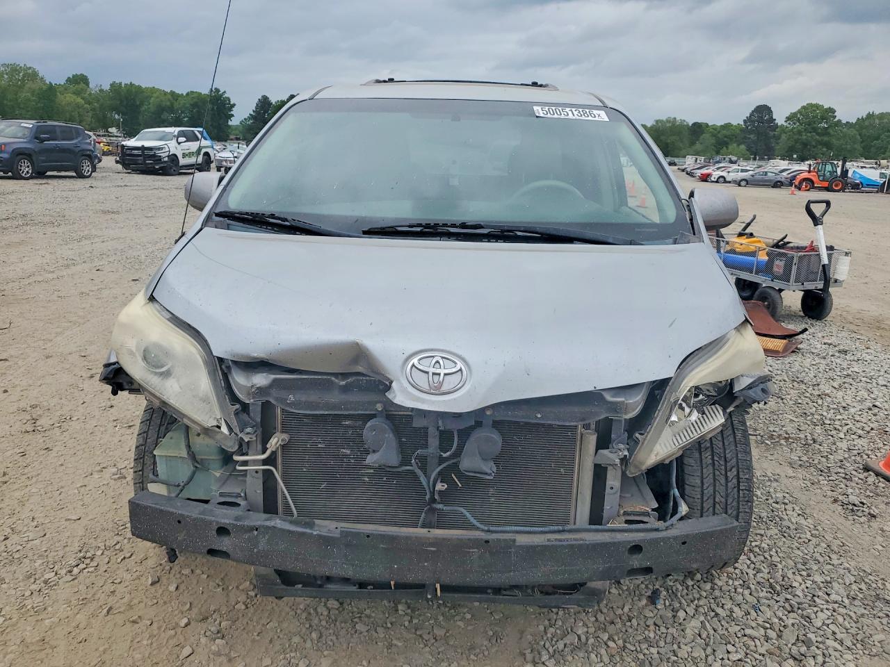 2014 Toyota Sienna Xle 8-passenger Gray vin: 5TDYK3DC7ES442202
