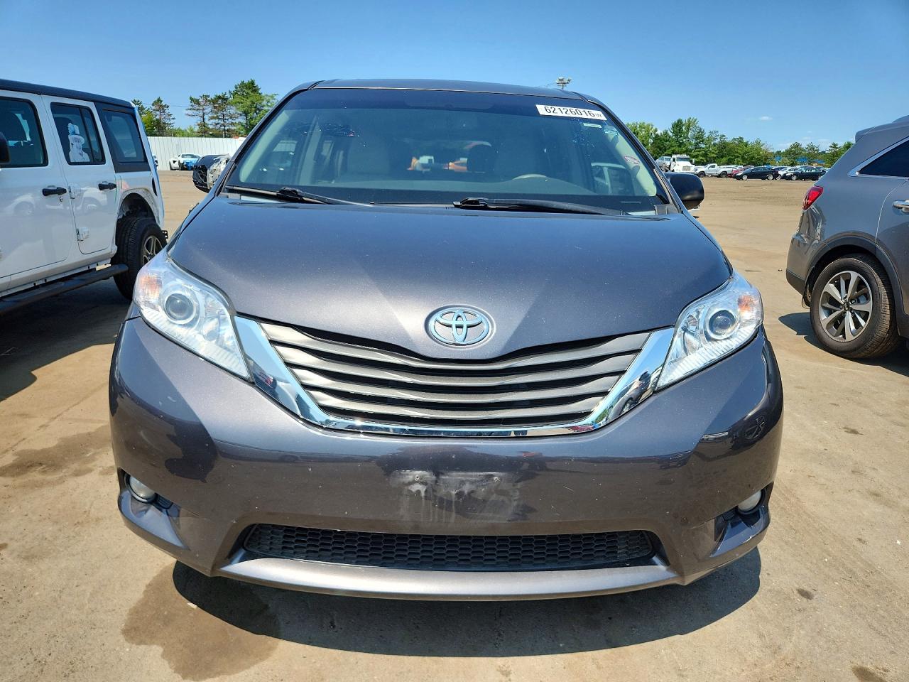 2014 Toyota Sienna Xle 8-passenger Charcoal vin: 5TDYK3DC7ES450607