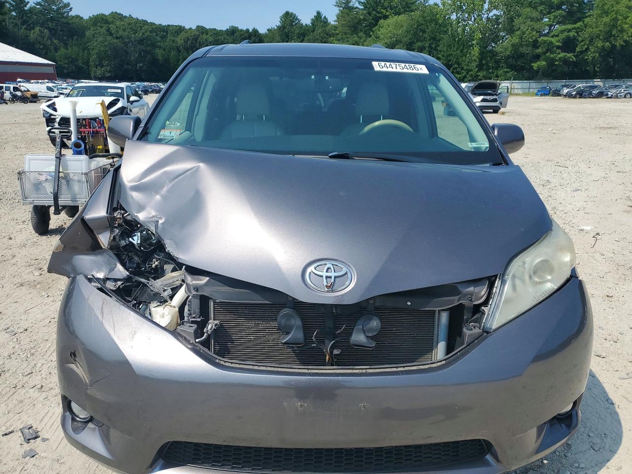2014 Toyota Sienna Xle 8-passenger Gray vin: 5TDYK3DC7ES494963