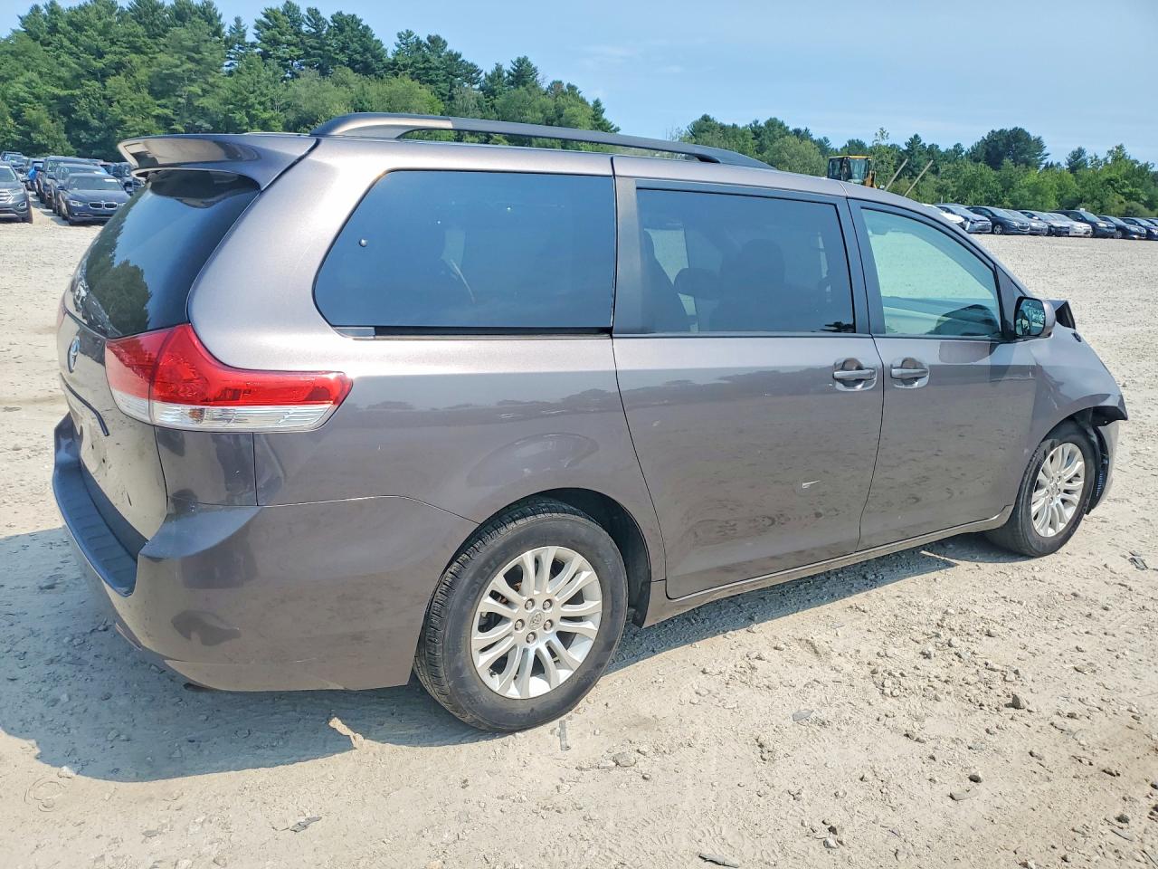 2014 Toyota Sienna Xle 8-passenger Gray vin: 5TDYK3DC7ES494963