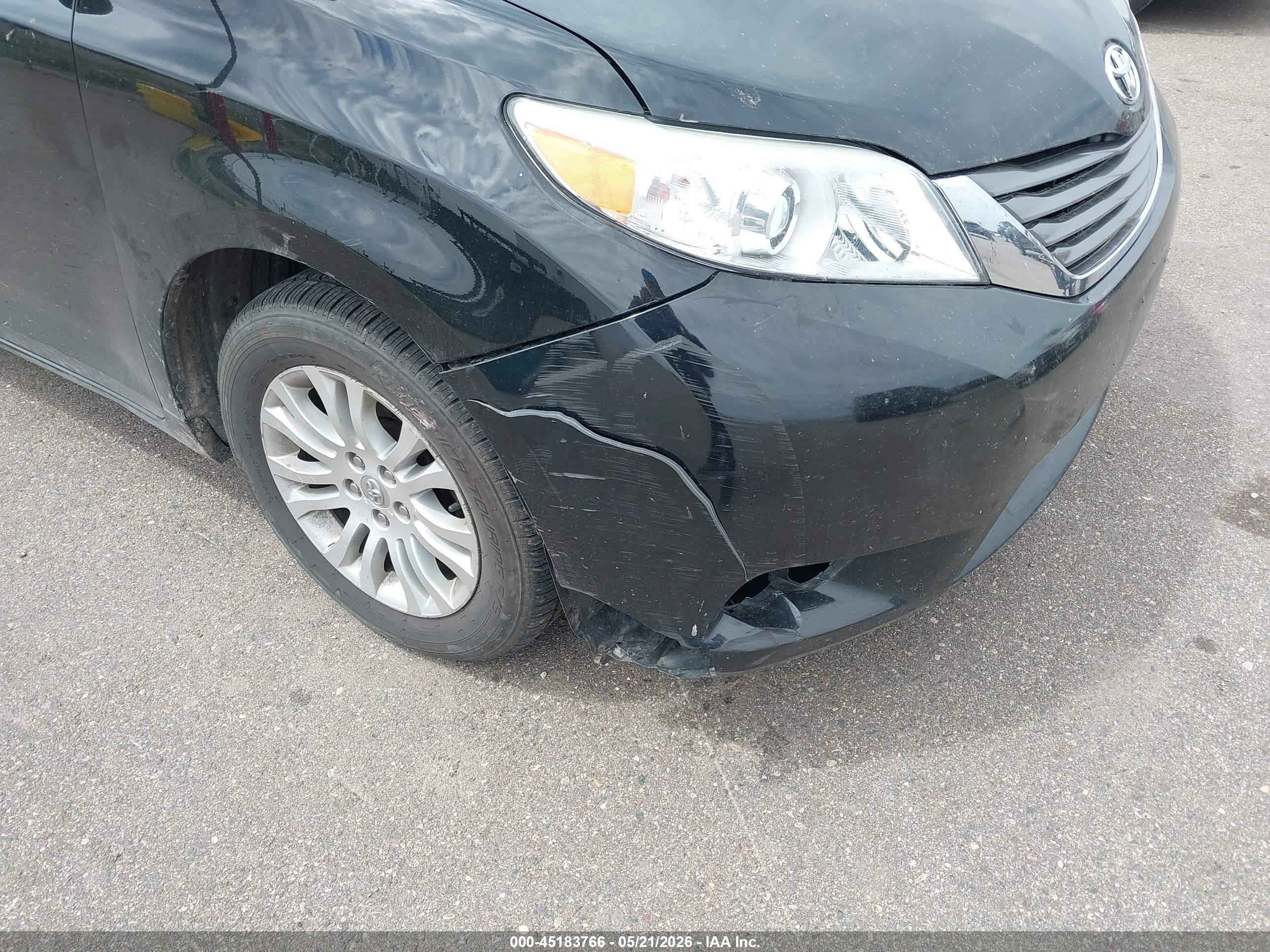 2014 Toyota Sienna Xle V6 8 Passenger Черный vin: 5TDYK3DC7ES515794