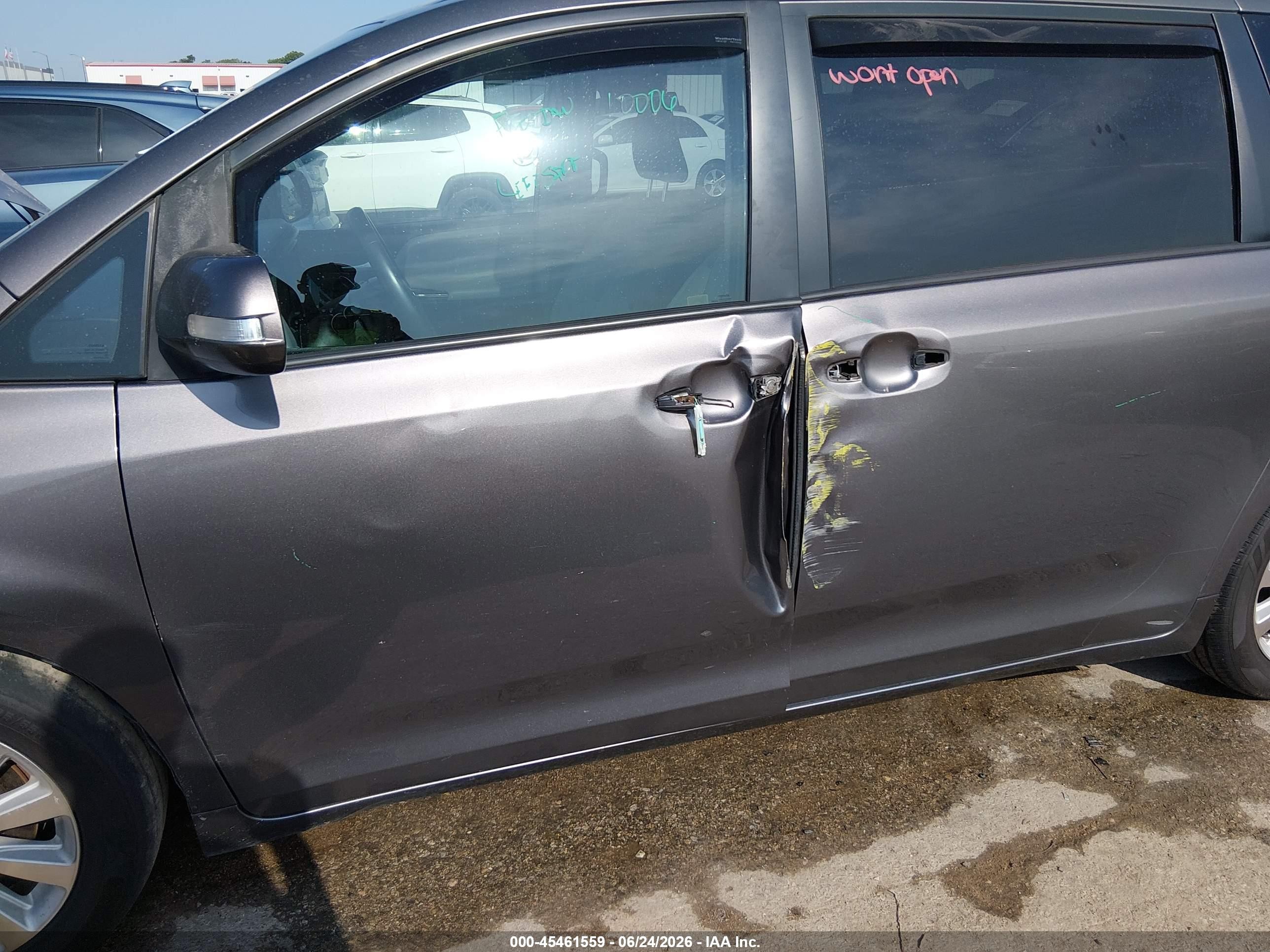 2015 Toyota Sienna Limited Premium 7 Passenger Gray vin: 5TDYK3DC7FS531642