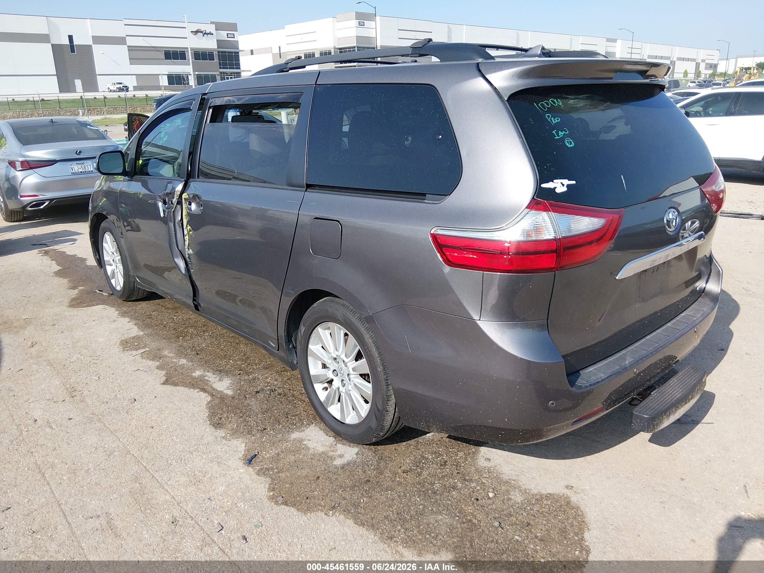 2015 Toyota Sienna Limited Premium 7 Passenger Gray vin: 5TDYK3DC7FS531642