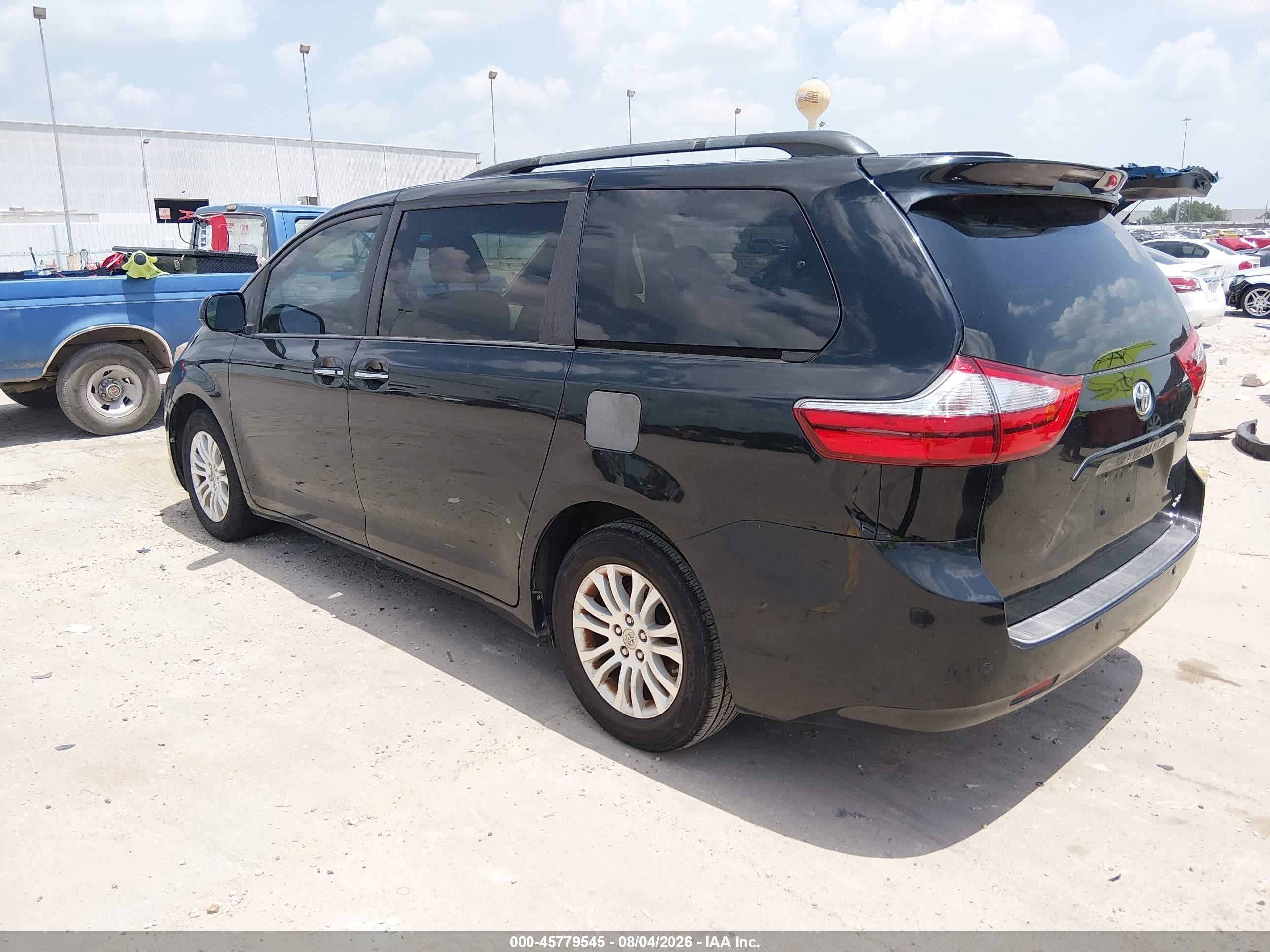 2015 Toyota Sienna Xle 8 Passenger Black vin: 5TDYK3DC7FS539675