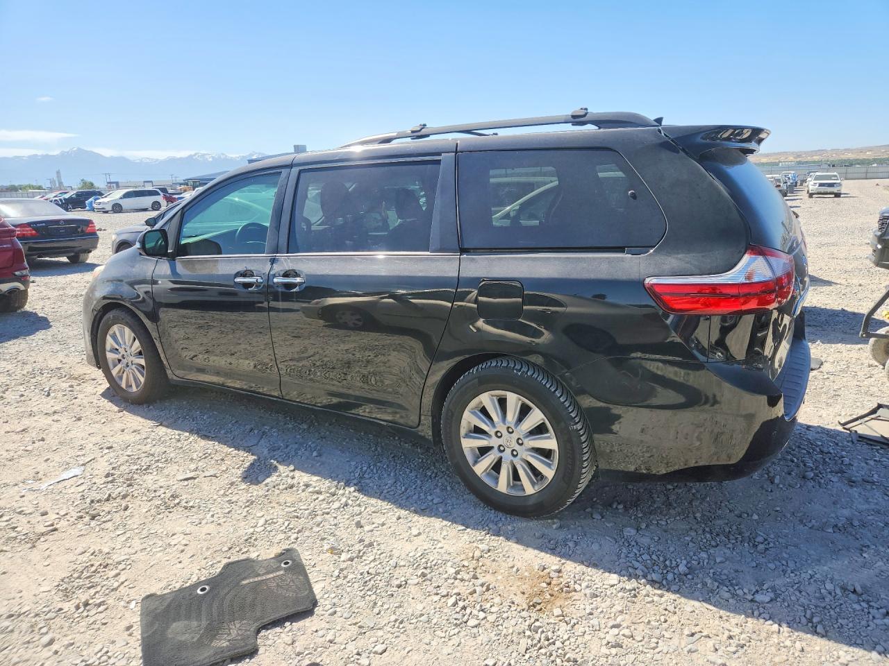 2015 Toyota Sienna Limited Premium 7-passenger Black vin: 5TDYK3DC7FS541796