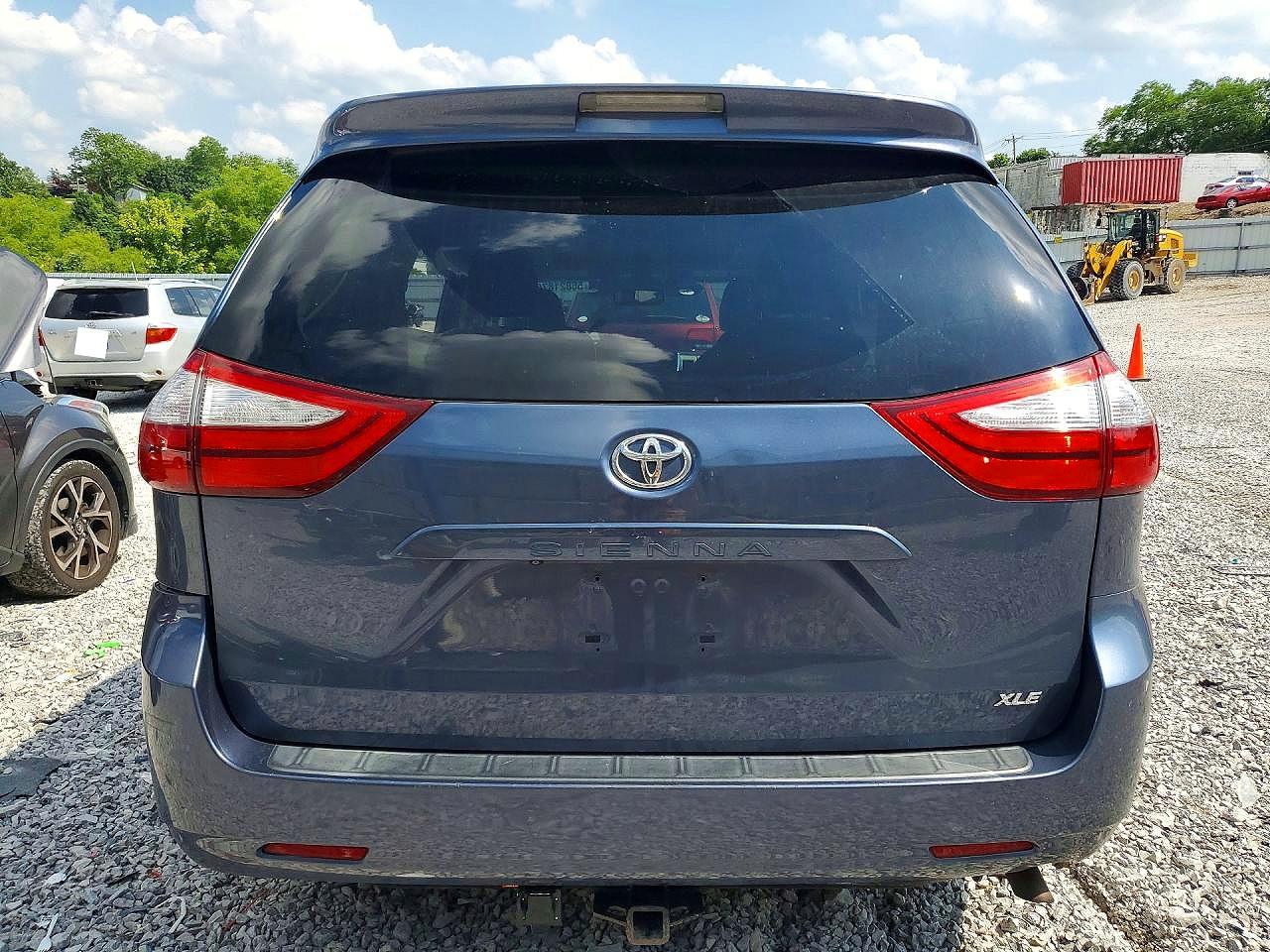 2015 Toyota Sienna Xle 8-passenger Синий vin: 5TDYK3DC7FS568254