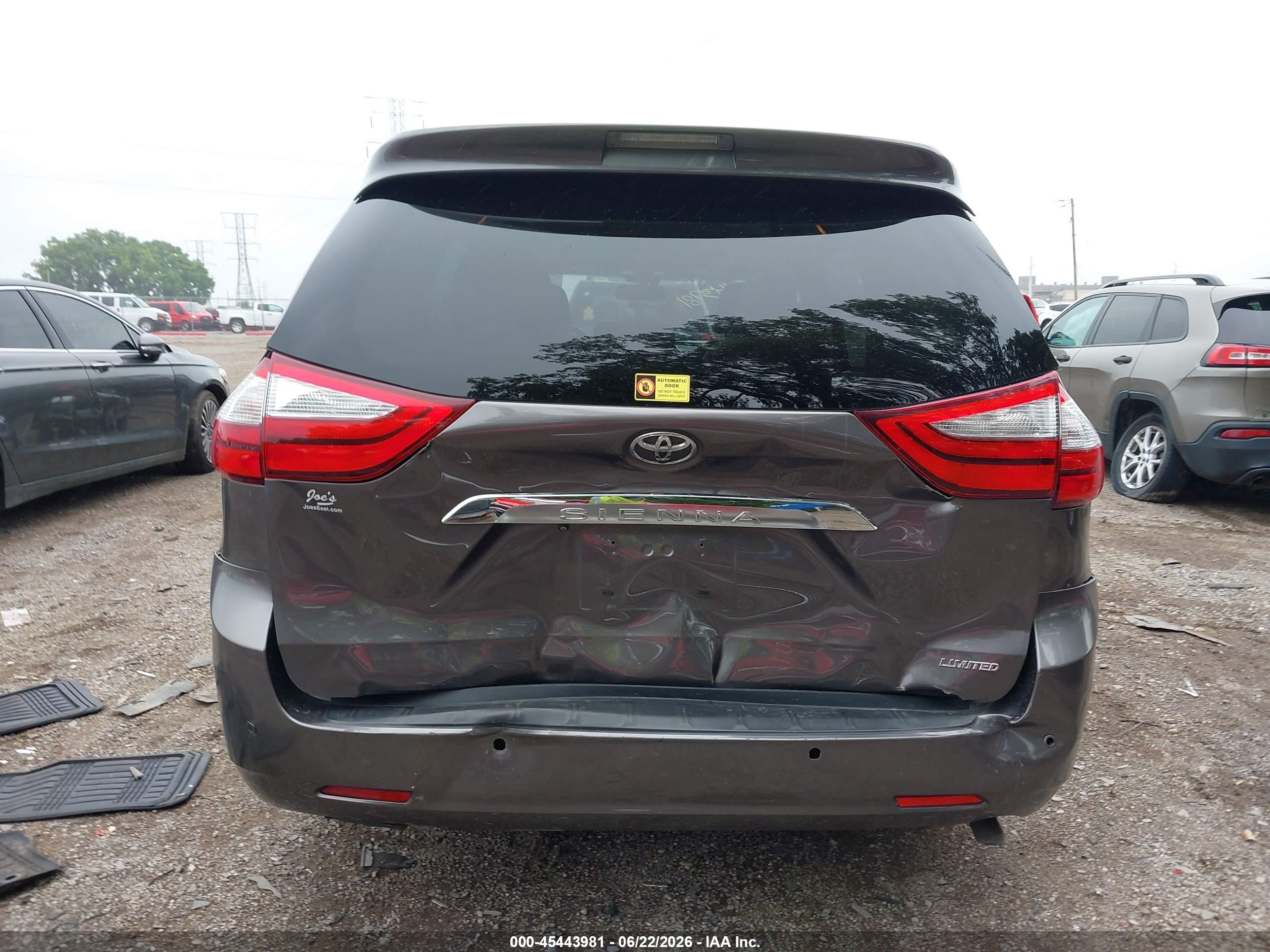 2015 Toyota Sienna Limited Premium 7 Passenger Gray vin: 5TDYK3DC7FS583997
