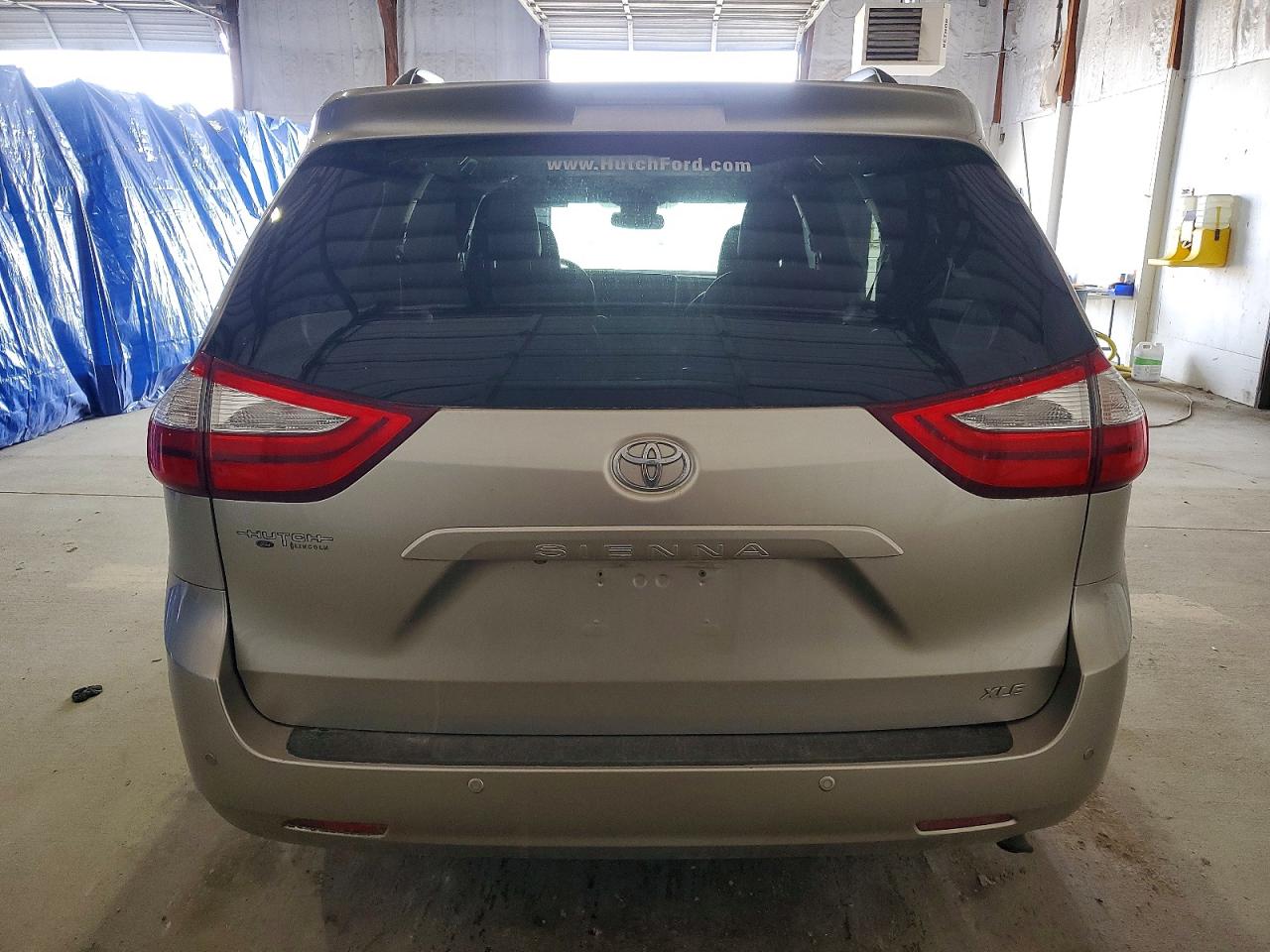 2015 Toyota Sienna Xle Tan vin: 5TDYK3DC7FS605609