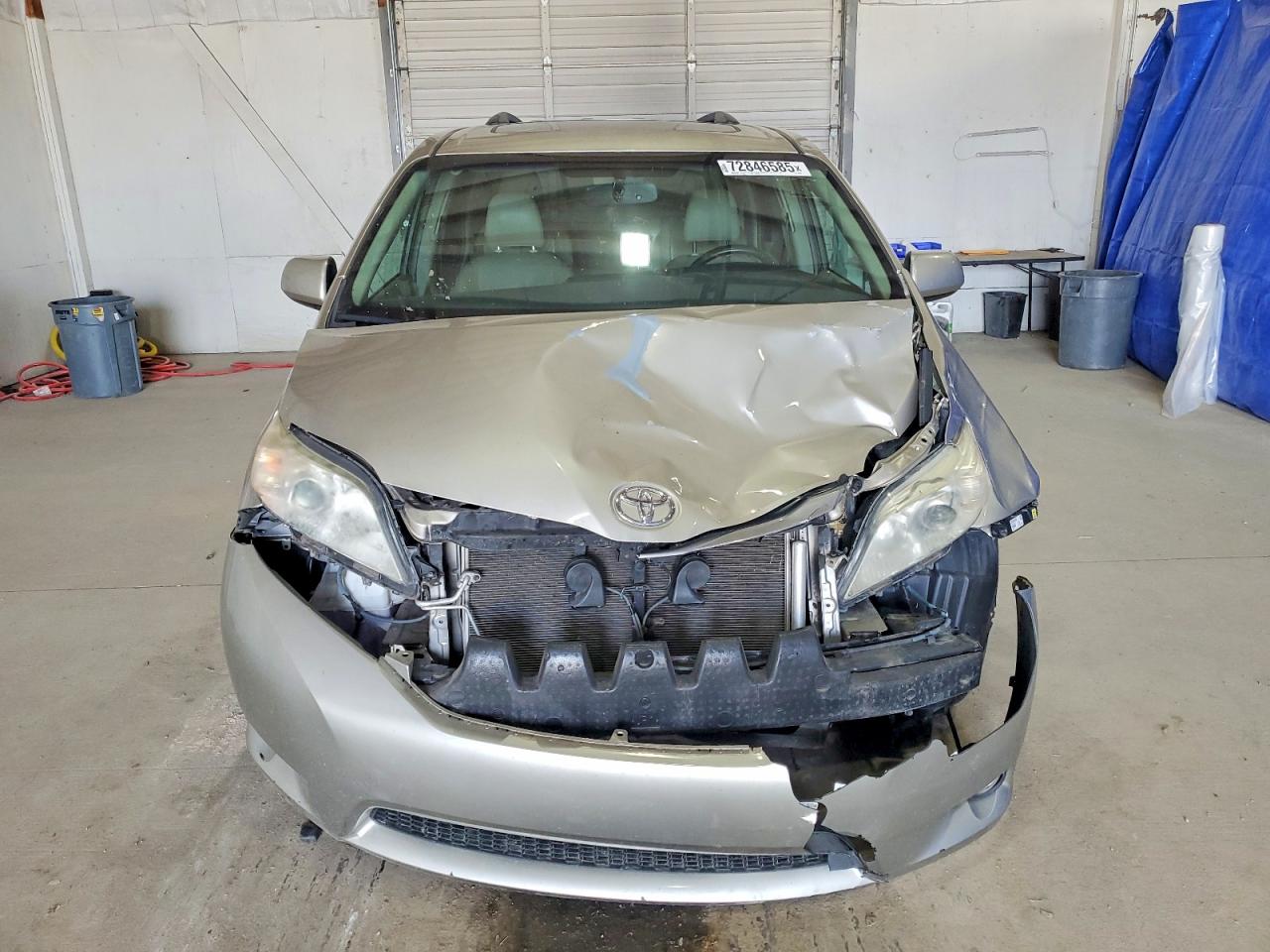 2015 Toyota Sienna Xle Tan vin: 5TDYK3DC7FS605609