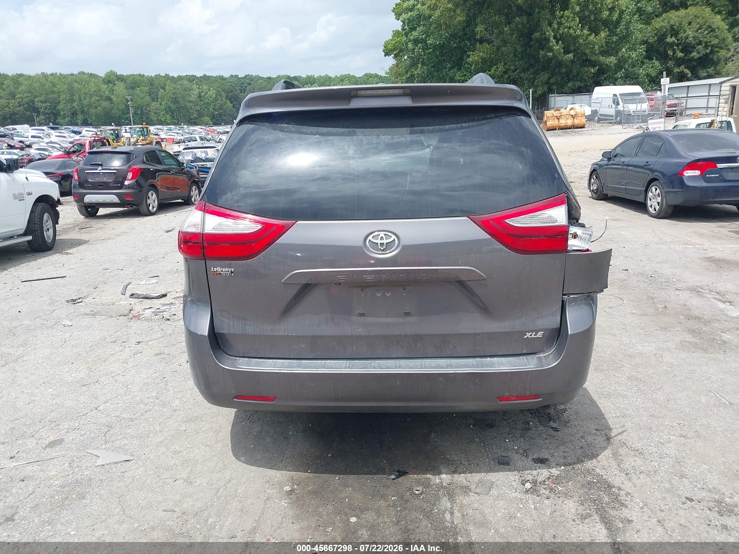 2015 Toyota Sienna Xle 8 Passenger Gray vin: 5TDYK3DC7FS620143
