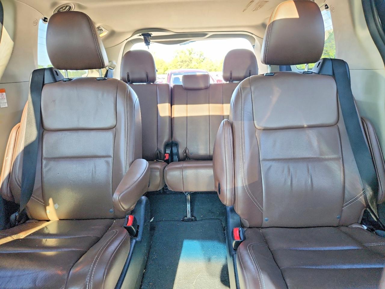 2015 Toyota Sienna Limited Premium 7-passenger Black vin: 5TDYK3DC7FS664448