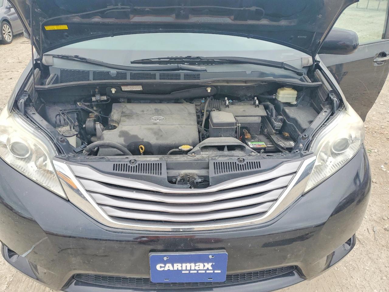 2015 Toyota Sienna Xle 8-passenger Black vin: 5TDYK3DC7FS667947