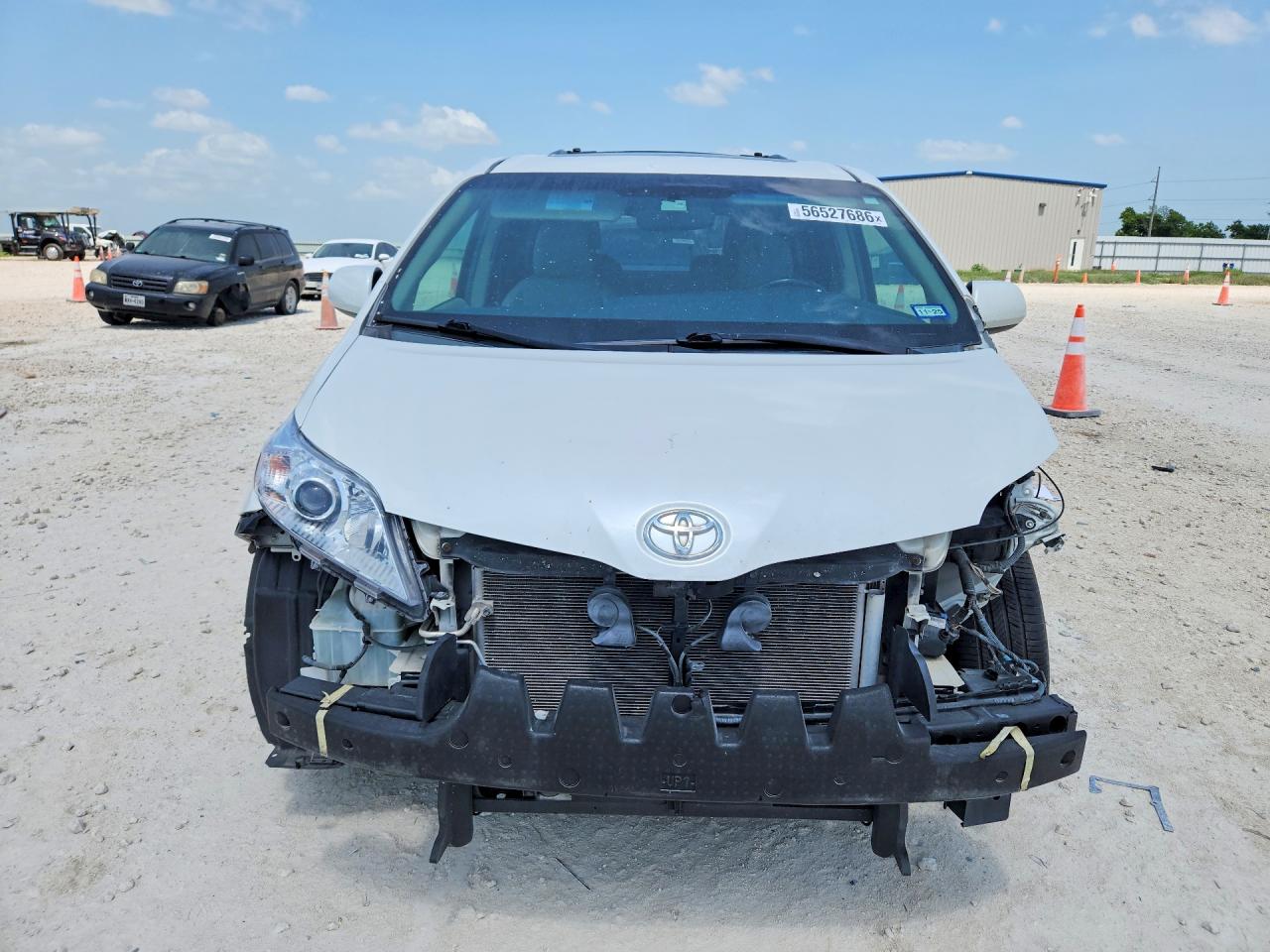 2015 Toyota Sienna Xle 8-passenger Белый vin: 5TDYK3DC7FS671710