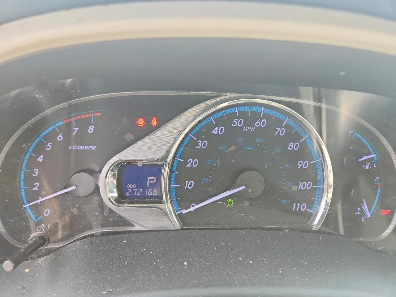 2011 Toyota Sienna Xle 8-passenger Gray vin: 5TDYK3DC8BS162011