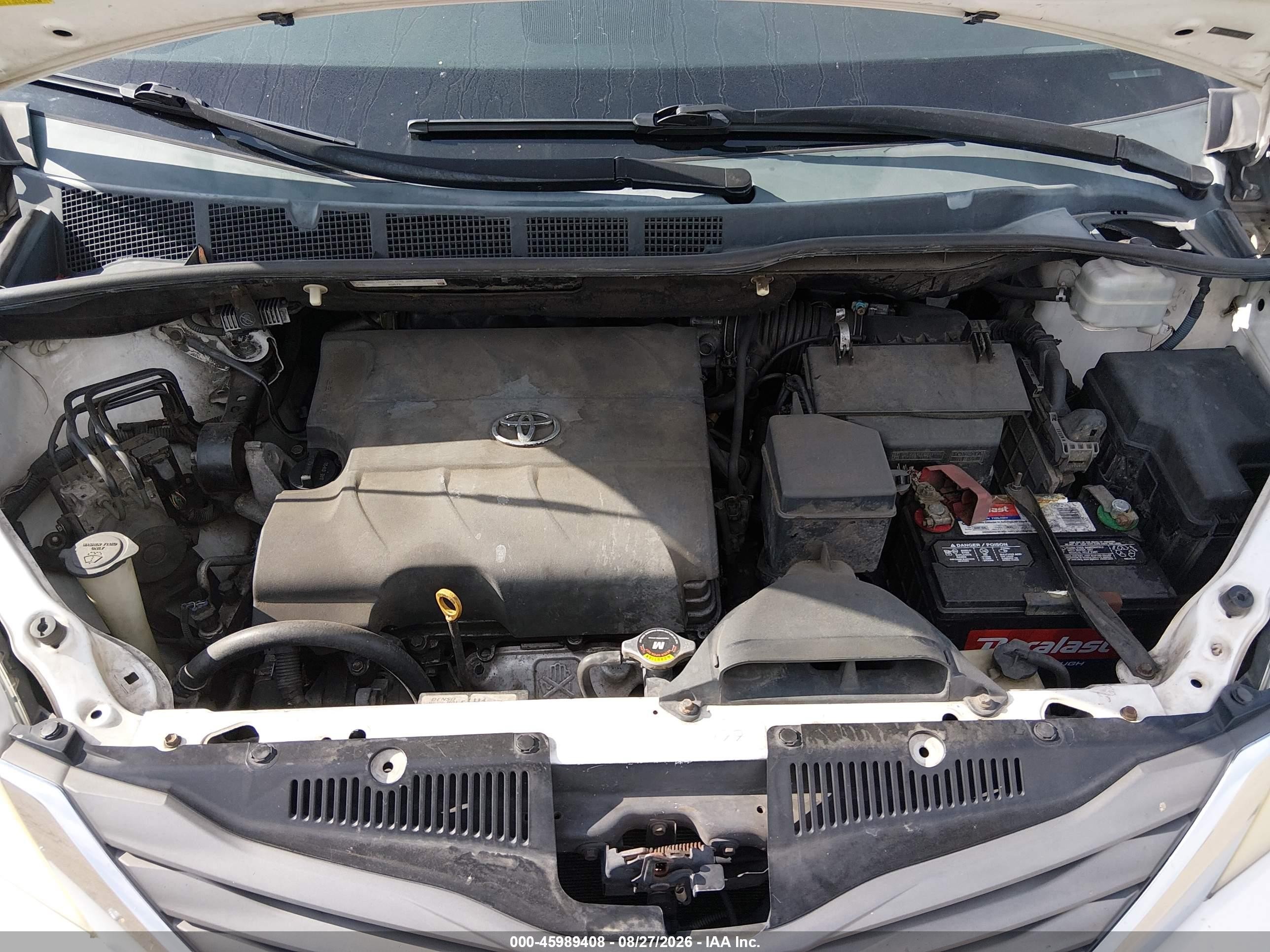 2011 Toyota Sienna Xle V6 Белый vin: 5TDYK3DC8BS171792