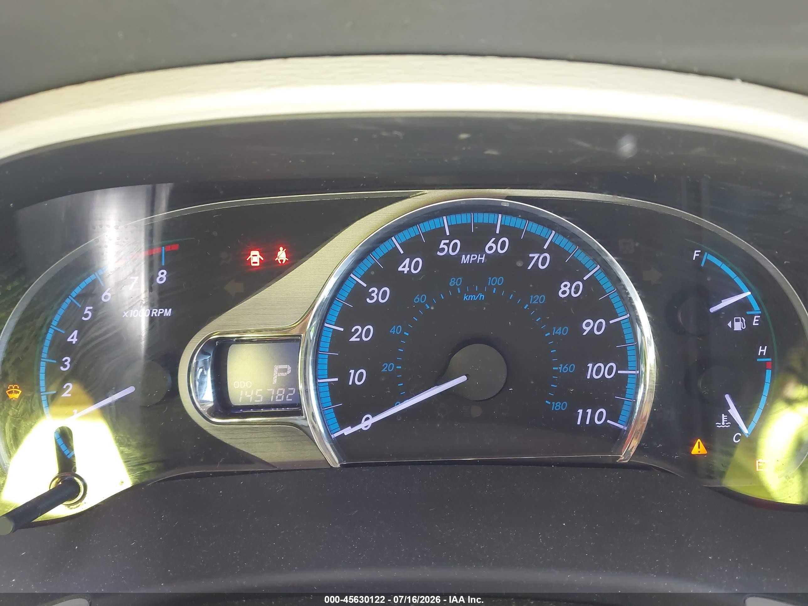 2012 Toyota Sienna Xle V6 8 Passenger Gray vin: 5TDYK3DC8CS201634