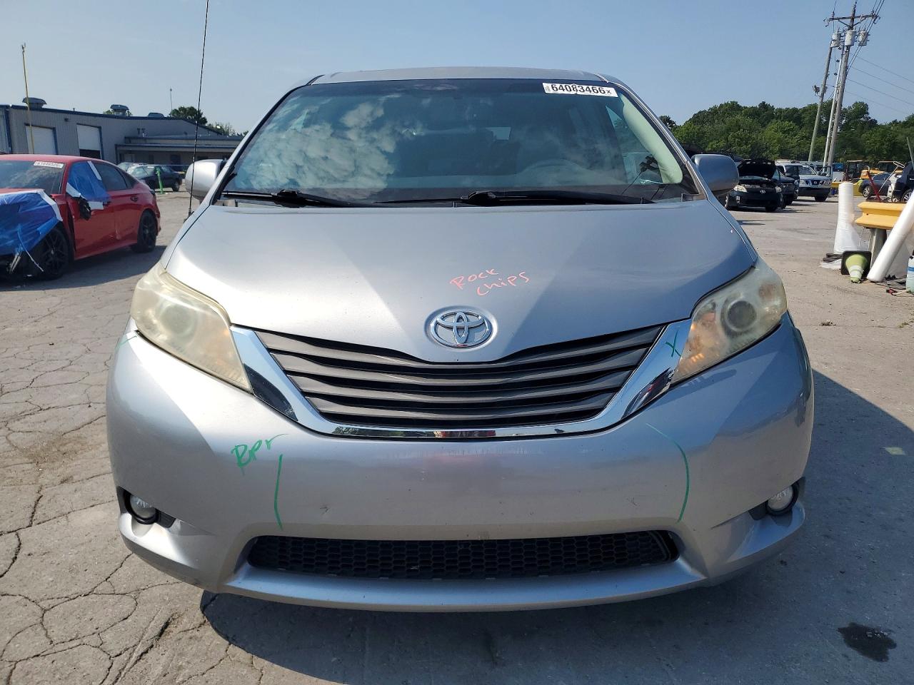 2012 Toyota Sienna Xle 8-passenger Silver vin: 5TDYK3DC8CS222418