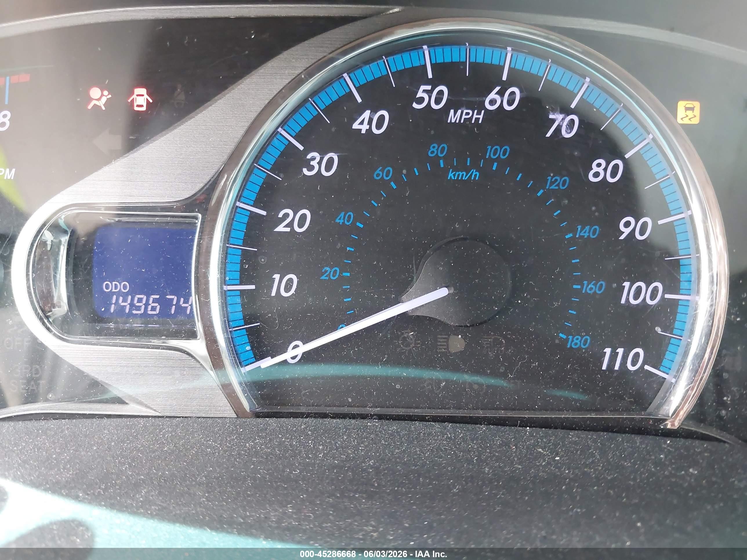 2012 Toyota Sienna Xle V6 8 Passenger Gray vin: 5TDYK3DC8CS230020