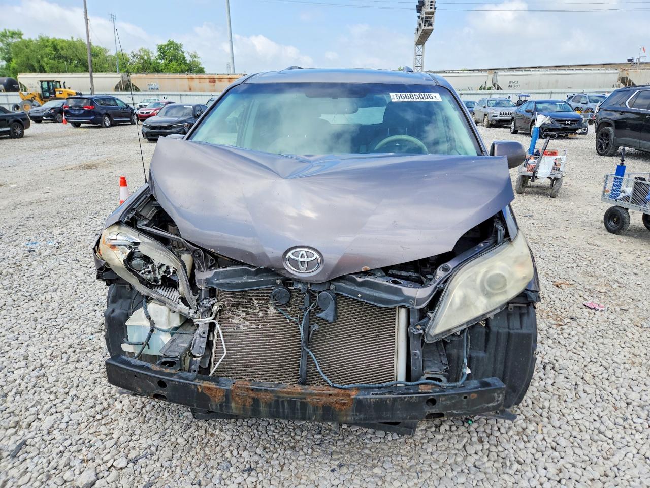 2012 Toyota Sienna Xle 8-passenger Серый vin: 5TDYK3DC8CS259677