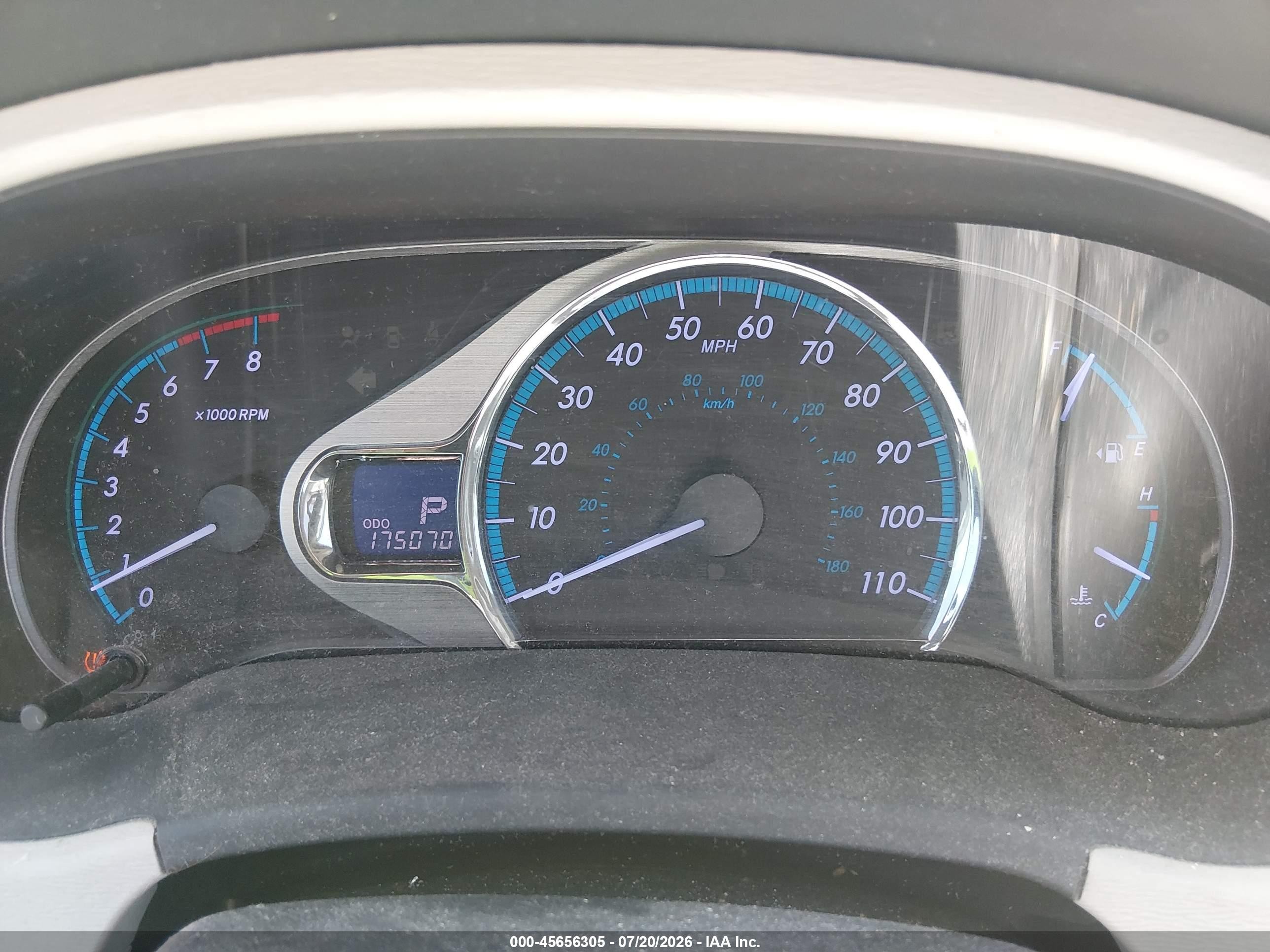 2013 Toyota Sienna Xle V6 8 Passenger White vin: 5TDYK3DC8DS325341
