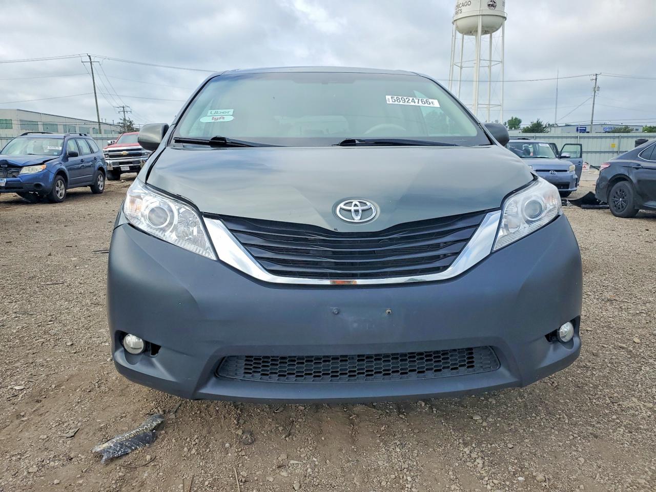 2013 Toyota Sienna Xle 8-passenger Charcoal vin: 5TDYK3DC8DS336985