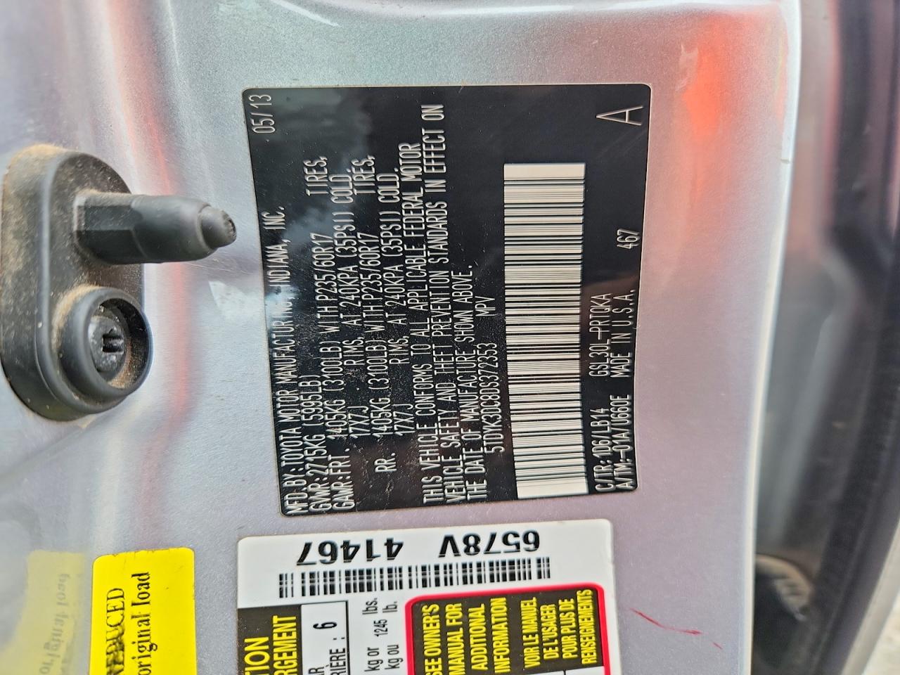 2013 Toyota Sienna Xle 8-passenger Silver vin: 5TDYK3DC8DS372353