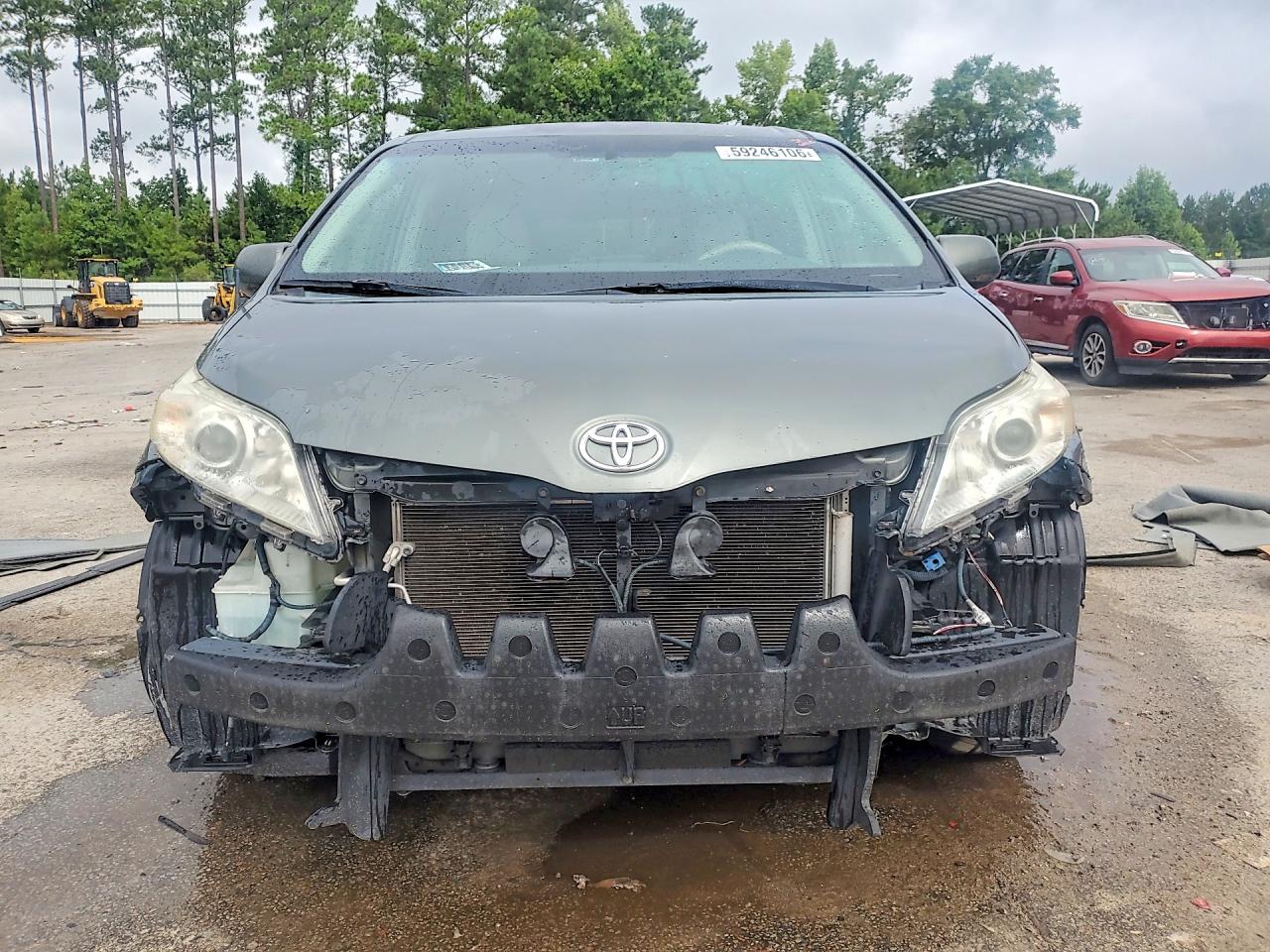 2014 Toyota Sienna Xle 8-passenger Green vin: 5TDYK3DC8ES437526