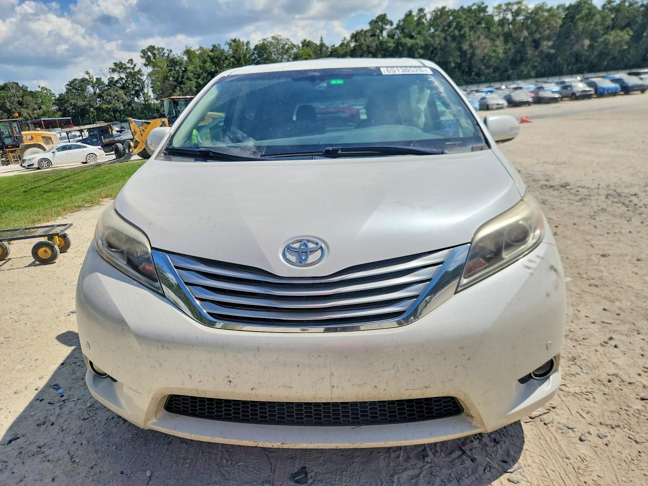 2015 Toyota Sienna Limited Premium 7-passenger White vin: 5TDYK3DC8FS622273