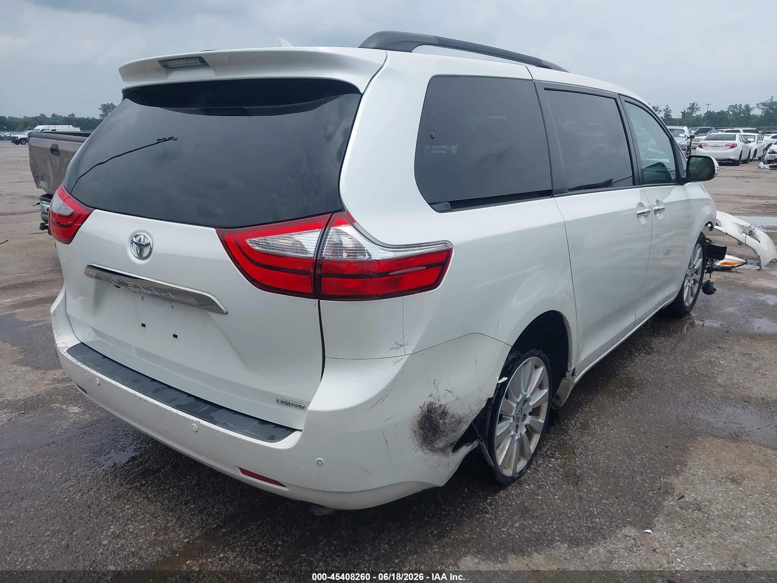2015 Toyota Sienna Limited Premium 7 Passenger White vin: 5TDYK3DC8FS654768