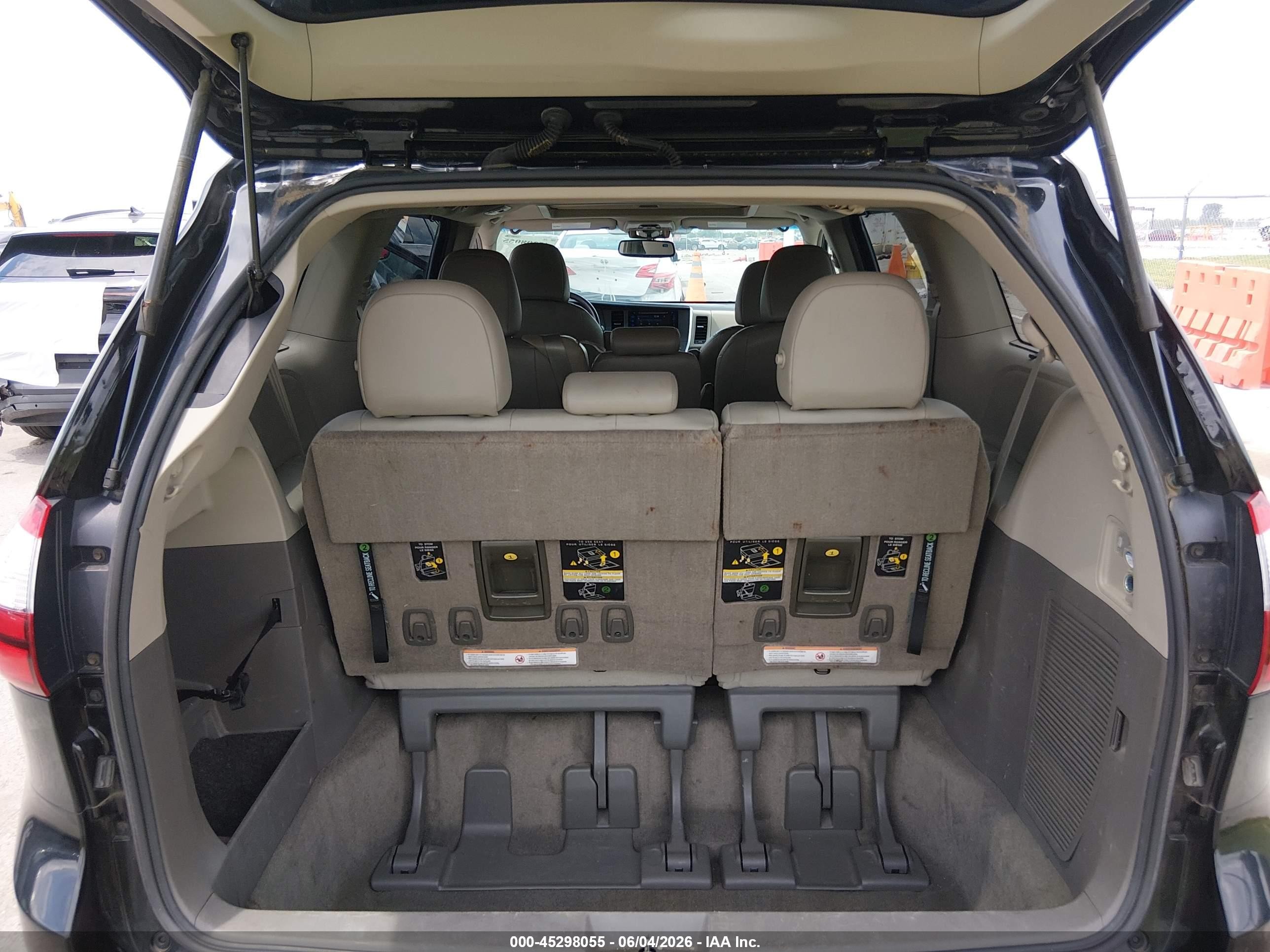 2015 Toyota Sienna Xle 8 Passenger Black vin: 5TDYK3DC8FS655080