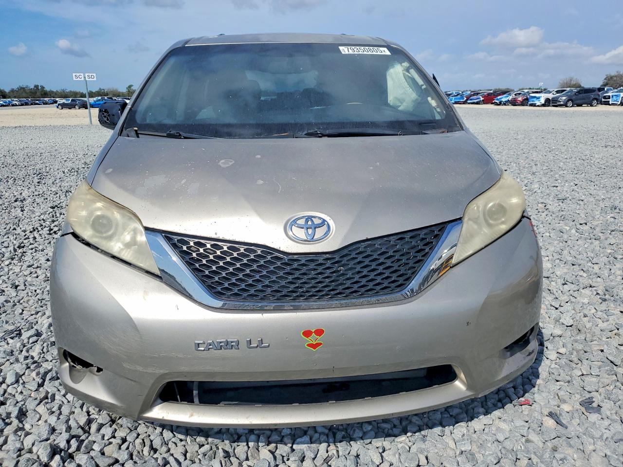 2015 Toyota Sienna Xle 8-passenger Beige vin: 5TDYK3DC8FS688872