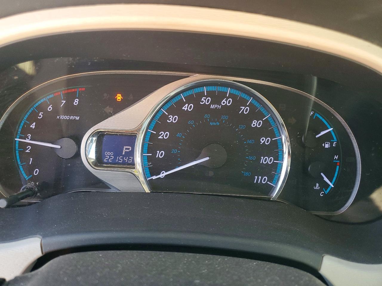 2011 Toyota Sienna Xle 8-passenger Gray vin: 5TDYK3DC9BS020556