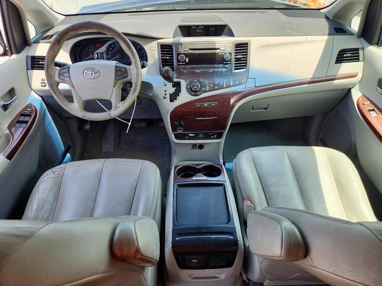 2011 Toyota Sienna Xle 8-passenger Blue vin: 5TDYK3DC9BS085181