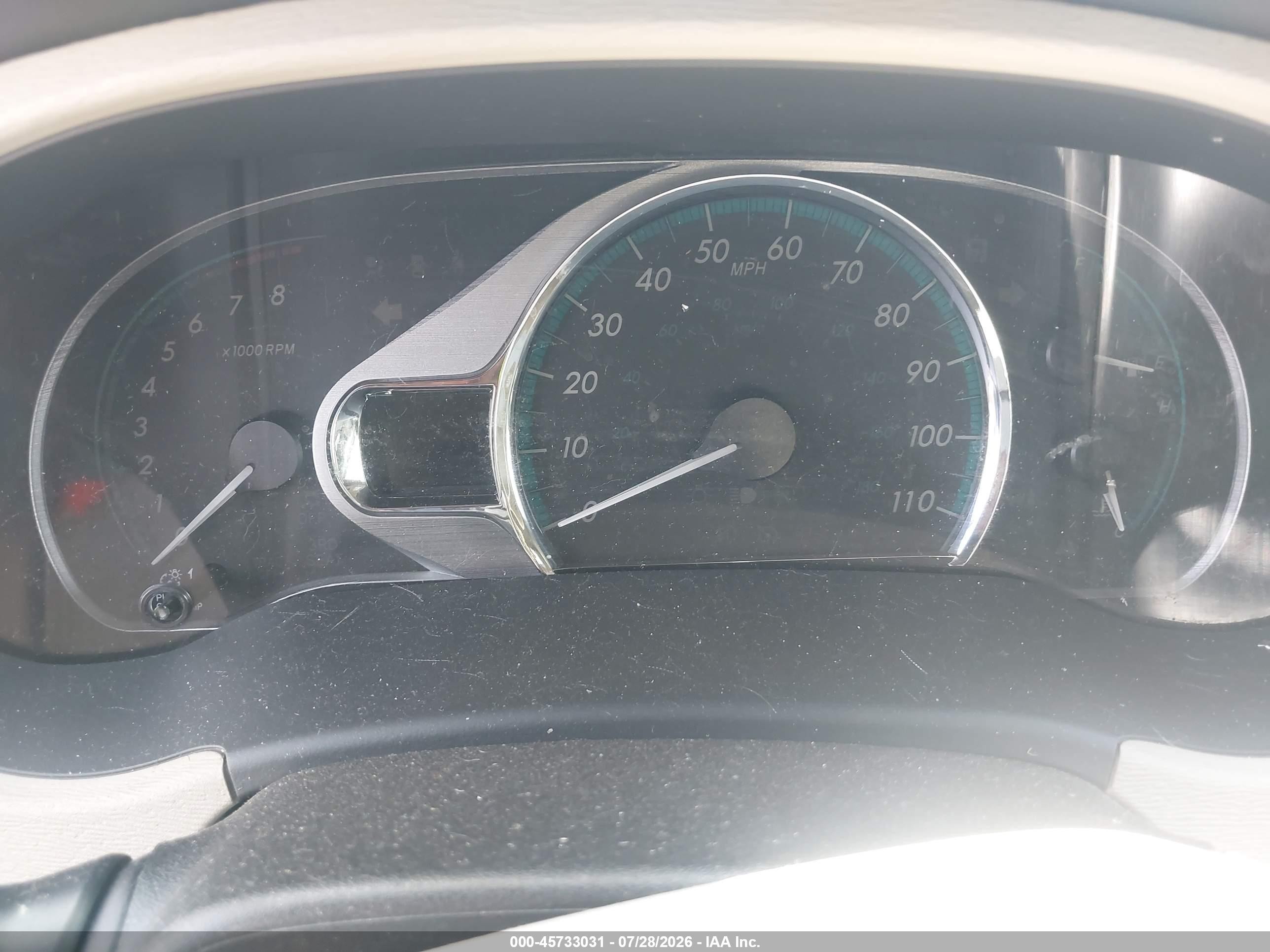 2011 Toyota Sienna Limited V6 Серый vin: 5TDYK3DC9BS100407