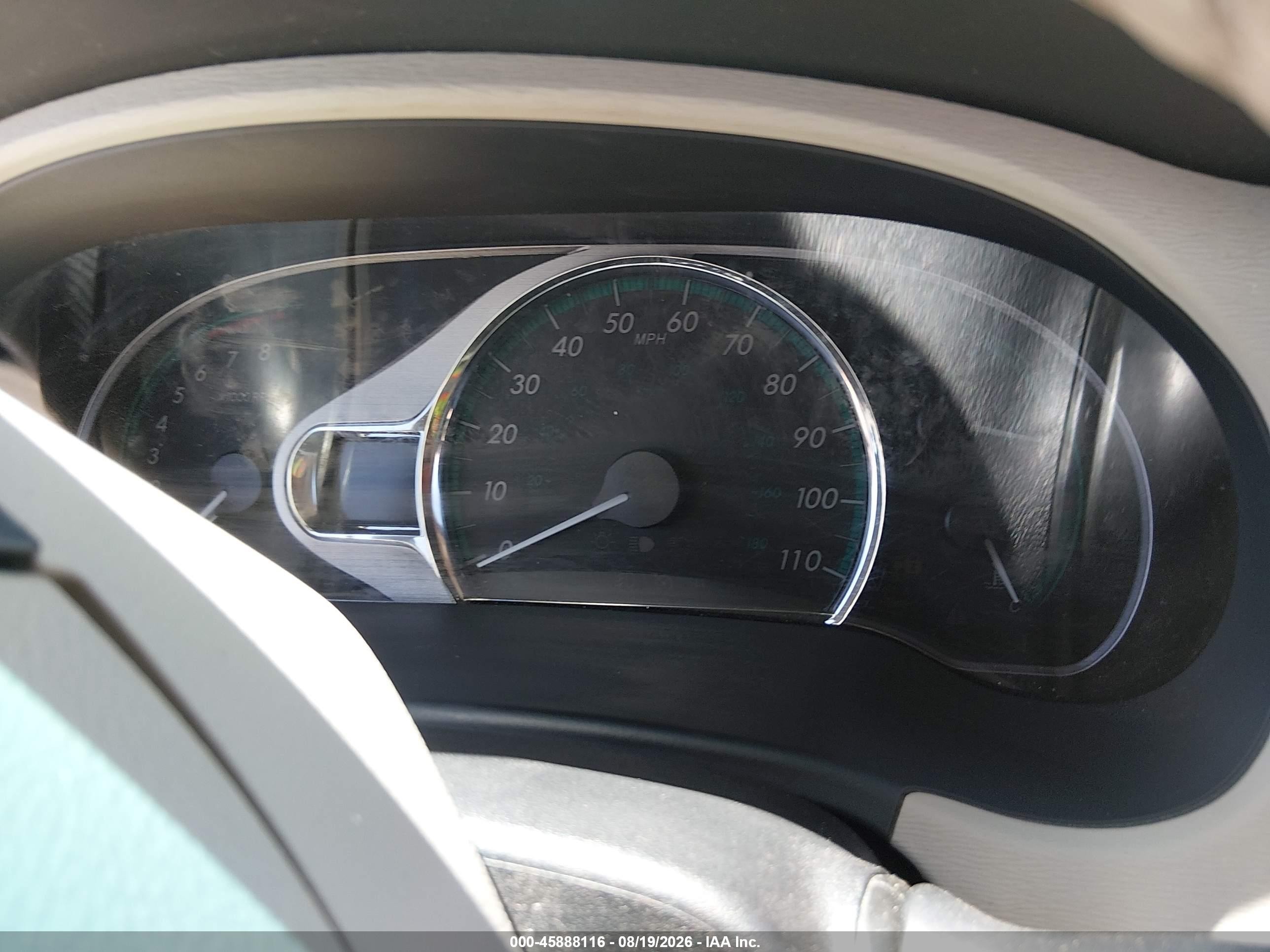 2011 Toyota Sienna Xle V6 Tan vin: 5TDYK3DC9BS108622