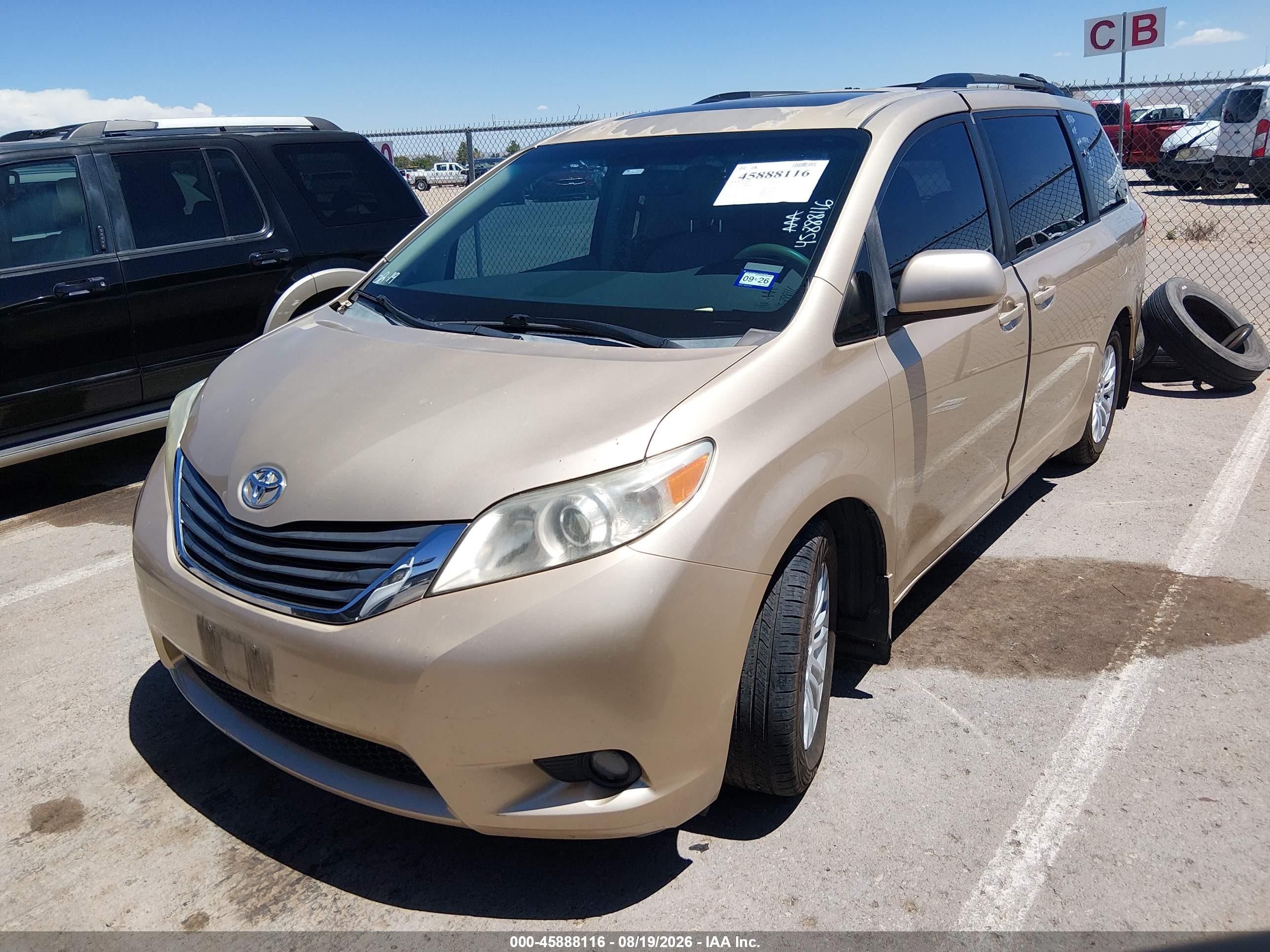 2011 Toyota Sienna Xle V6 Tan vin: 5TDYK3DC9BS108622