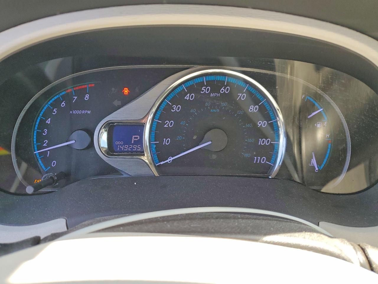 2011 Toyota Sienna Xle 8-passenger White vin: 5TDYK3DC9BS114386