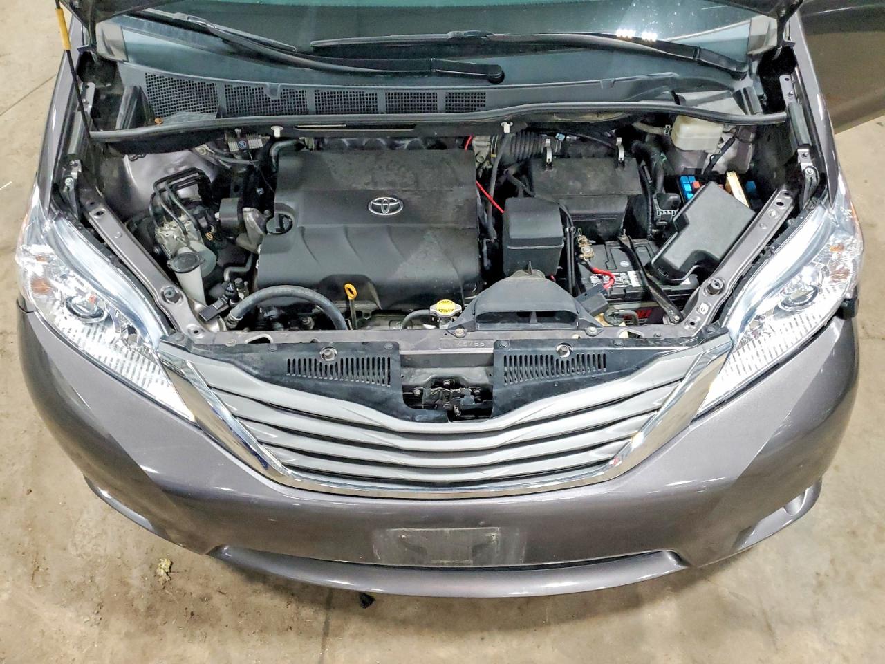 2012 Toyota Sienna Xle 7-passenger Auto Access Se Gray vin: 5TDYK3DC9CS227935