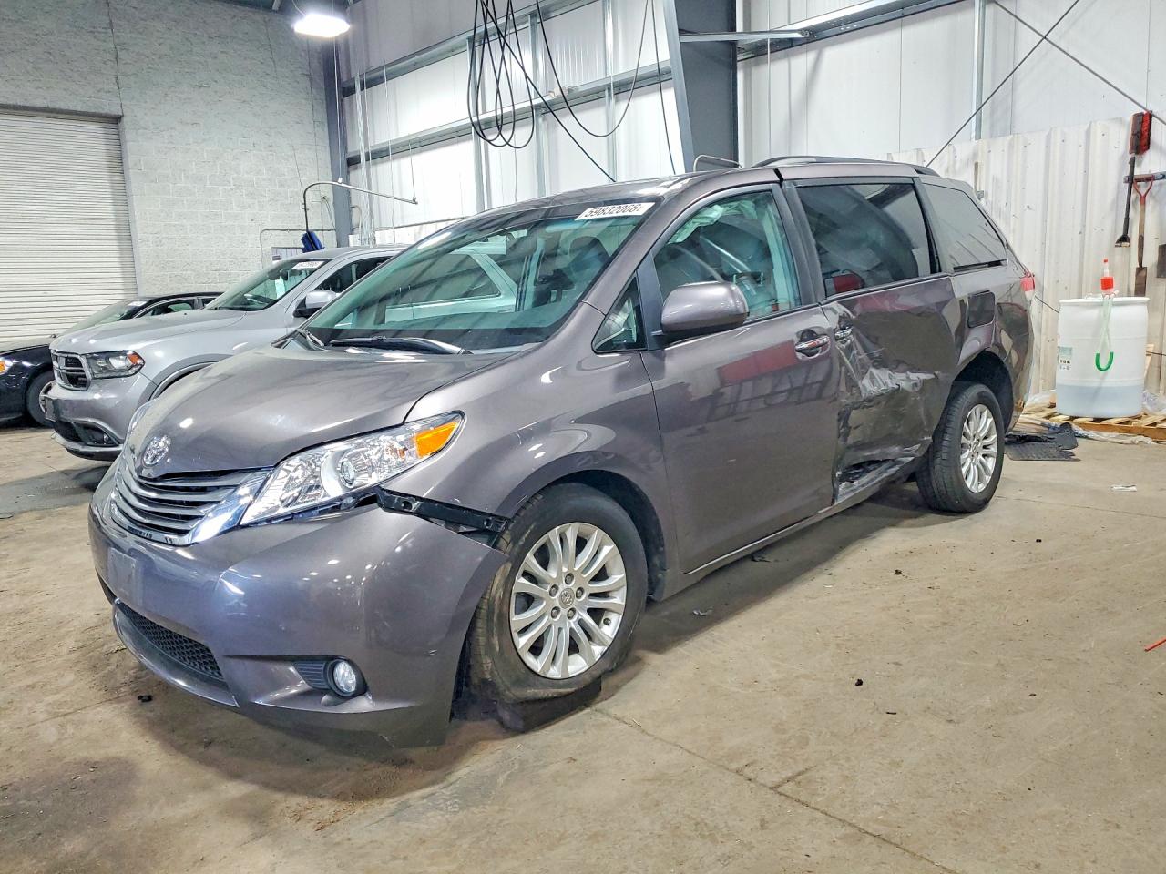 2012 Toyota Sienna Xle 7-passenger Auto Access Se Gray vin: 5TDYK3DC9CS227935