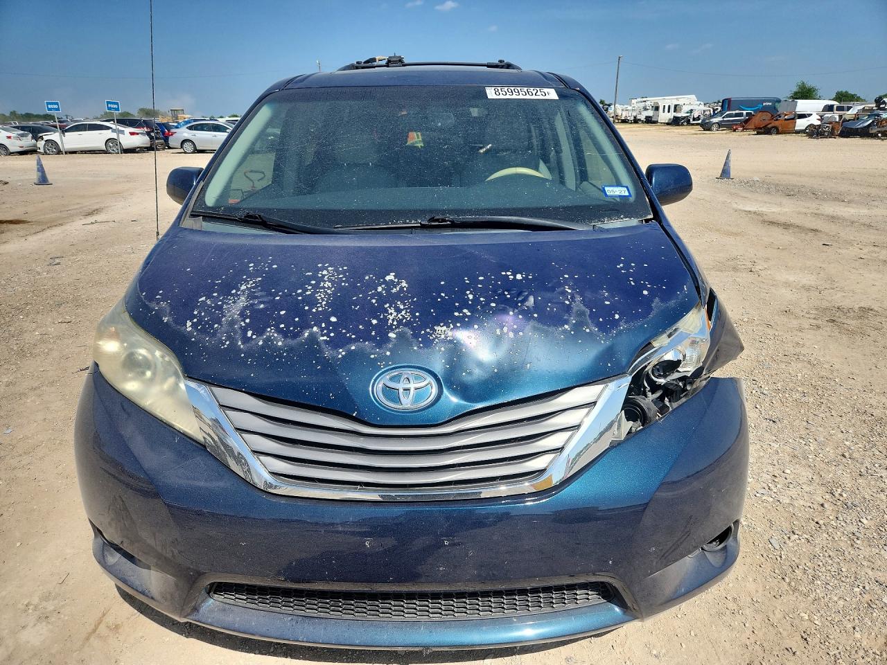 2012 Toyota Sienna Xle 8-passenger Blue vin: 5TDYK3DC9CS240989