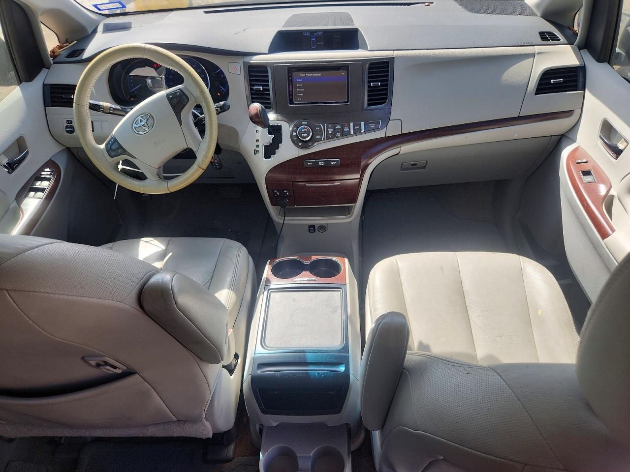 2012 Toyota Sienna Xle 8-passenger Blue vin: 5TDYK3DC9CS240989