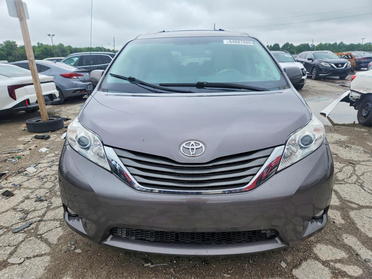 2013 Toyota Sienna Xle 8-passenger Gray vin: 5TDYK3DC9DS288266