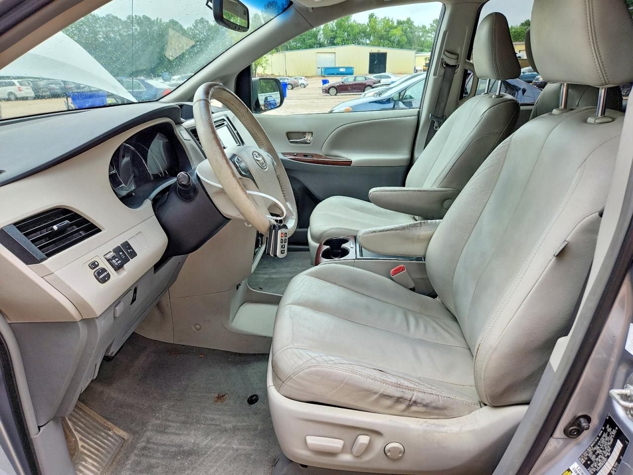 2013 Toyota Sienna Xle 8-passenger Gray vin: 5TDYK3DC9DS363001