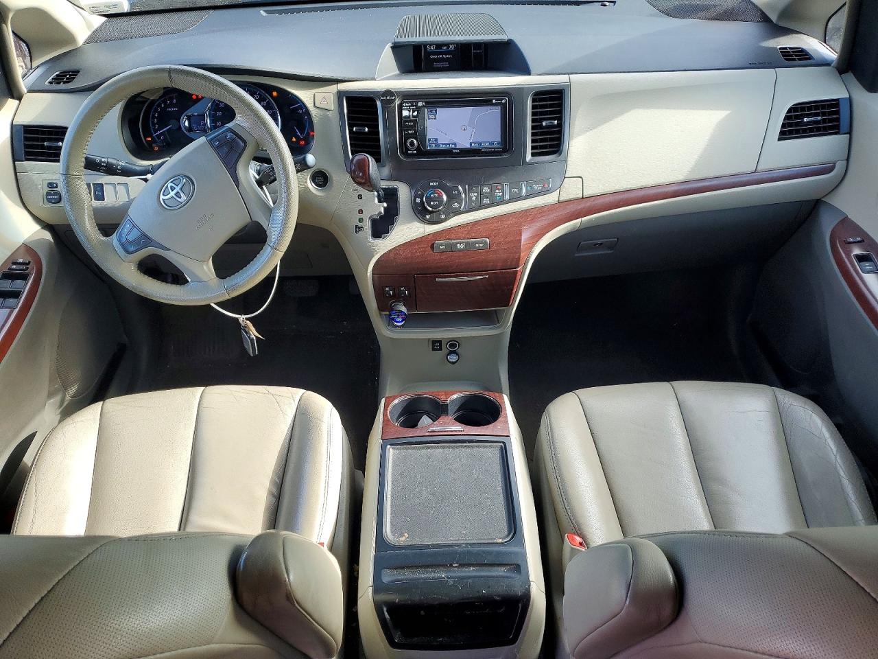 2013 Toyota Sienna Xle 8-passenger Gray vin: 5TDYK3DC9DS386259