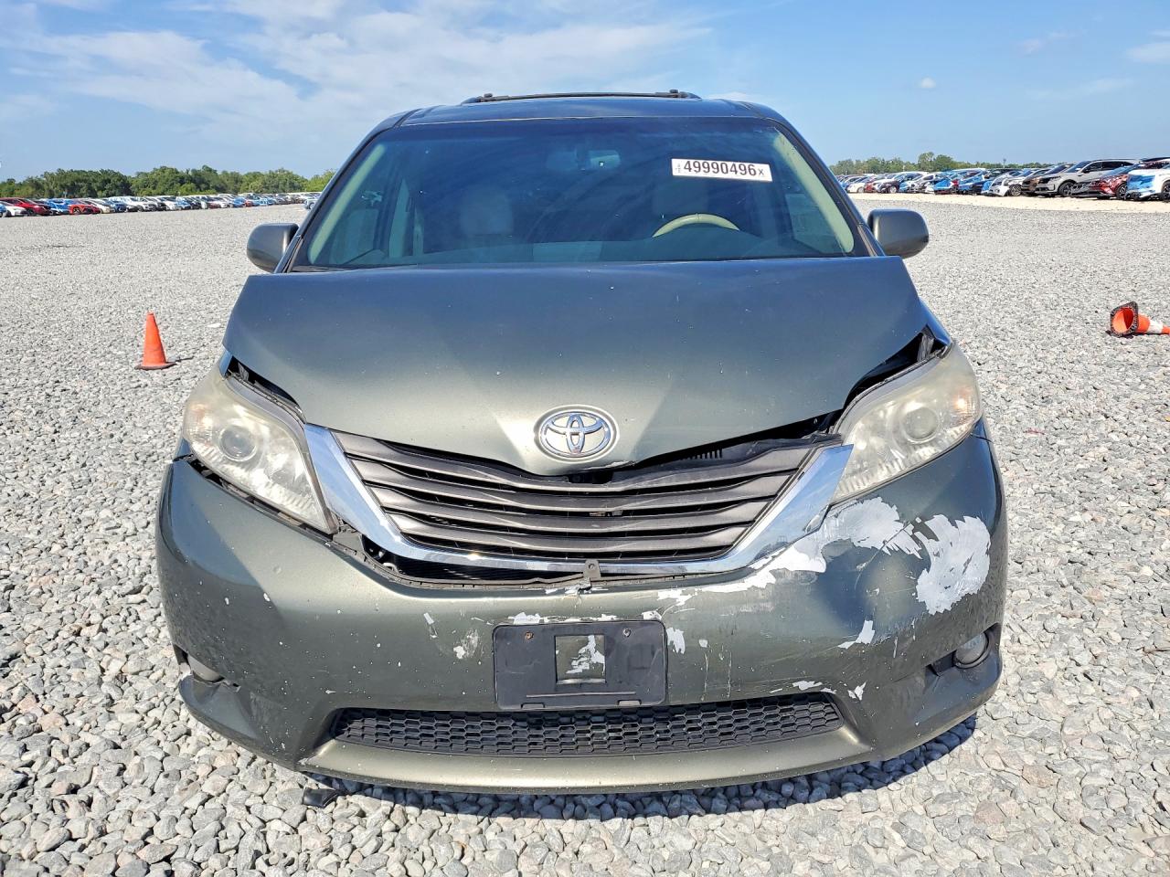 2014 Toyota Sienna Xle 8-passenger Зеленый vin: 5TDYK3DC9ES430438
