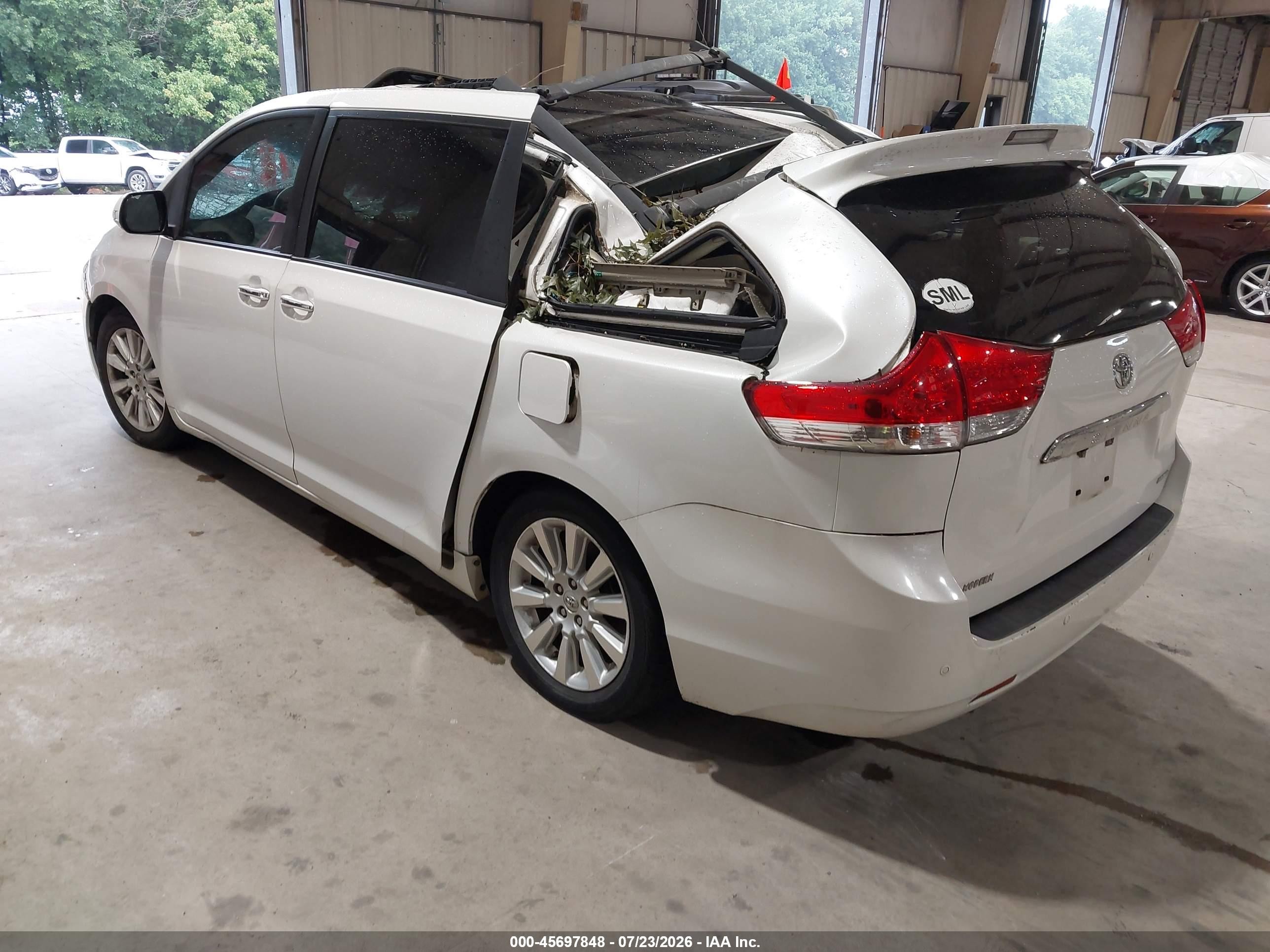 2014 Toyota Sienna Limited V6 7 Passenger Белый vin: 5TDYK3DC9ES473841