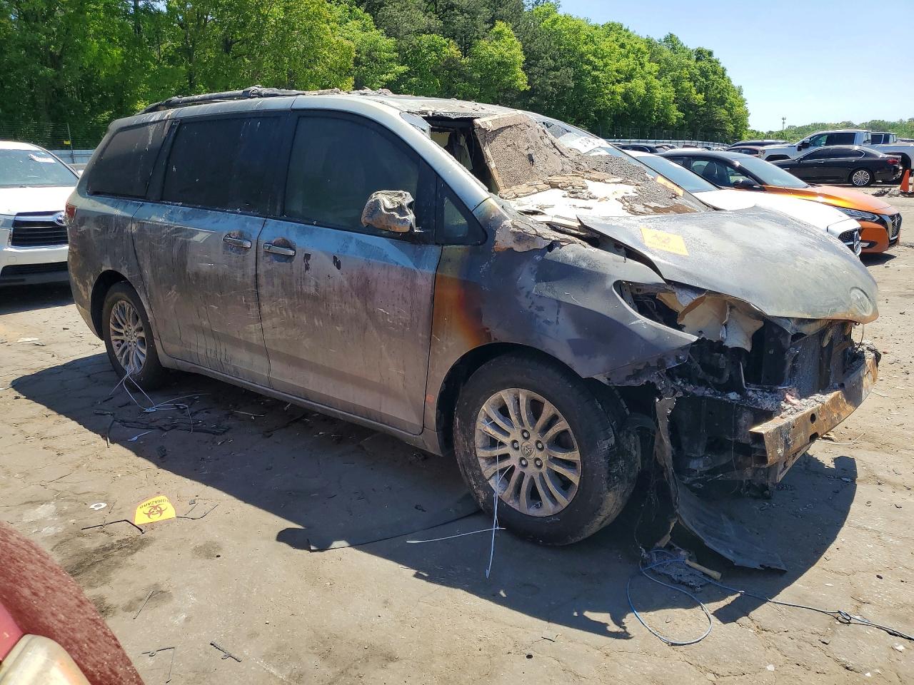 2014 Toyota Sienna Gray vin: 5TDYK3DC9ES498089