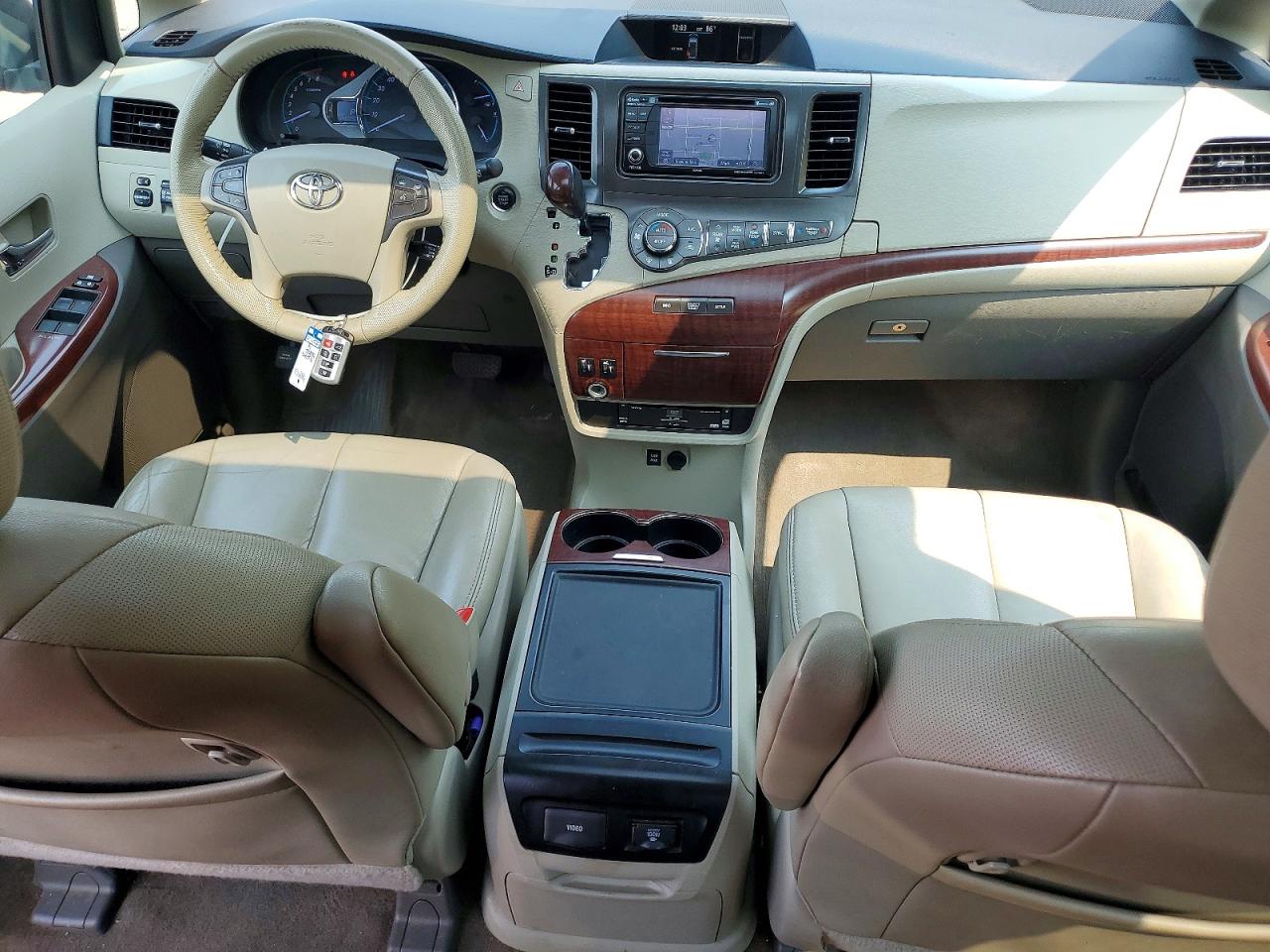 2014 Toyota Sienna Xle 8-passenger Gray vin: 5TDYK3DC9ES524254